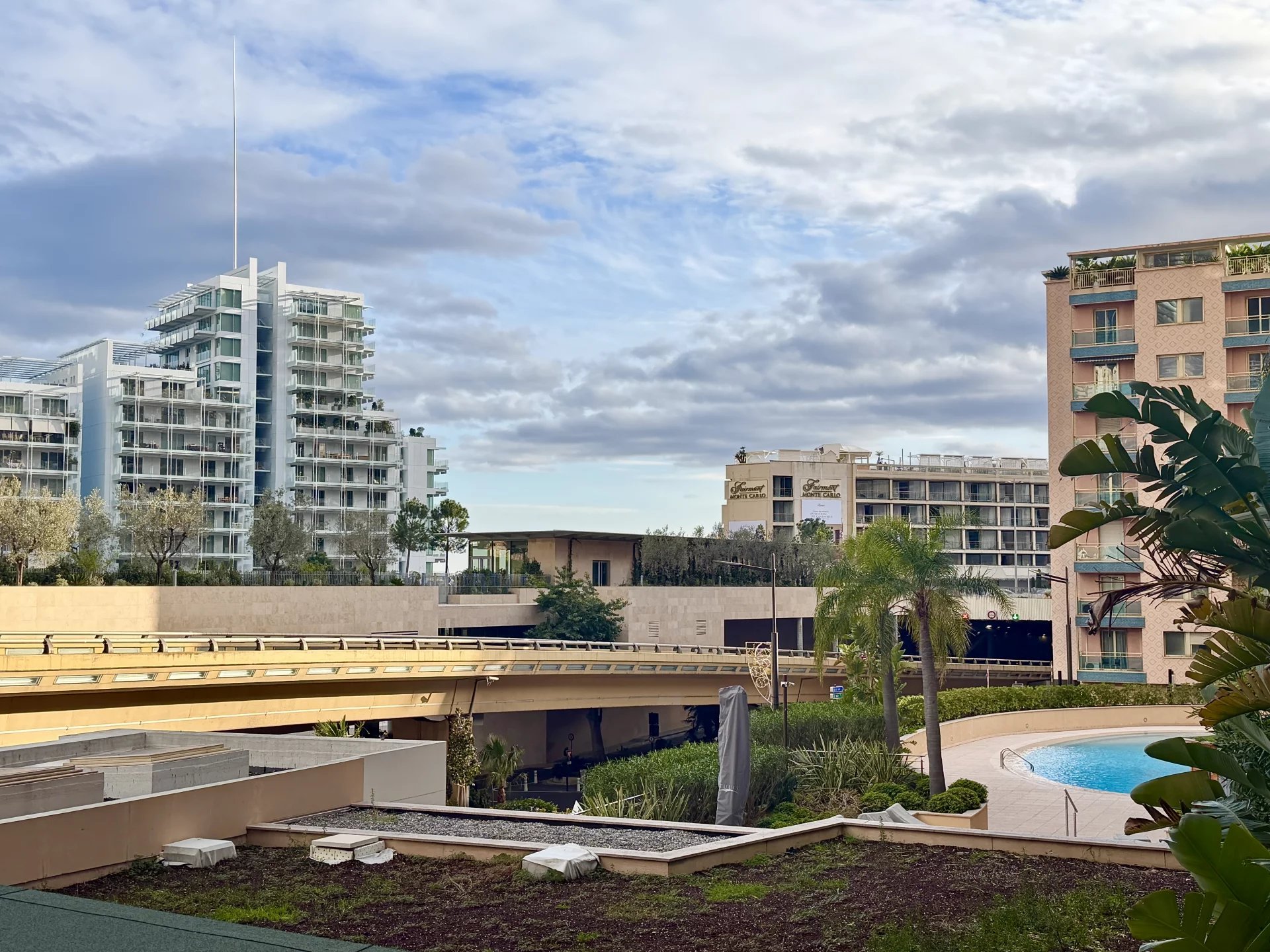 2 Pièces Carré d'Or