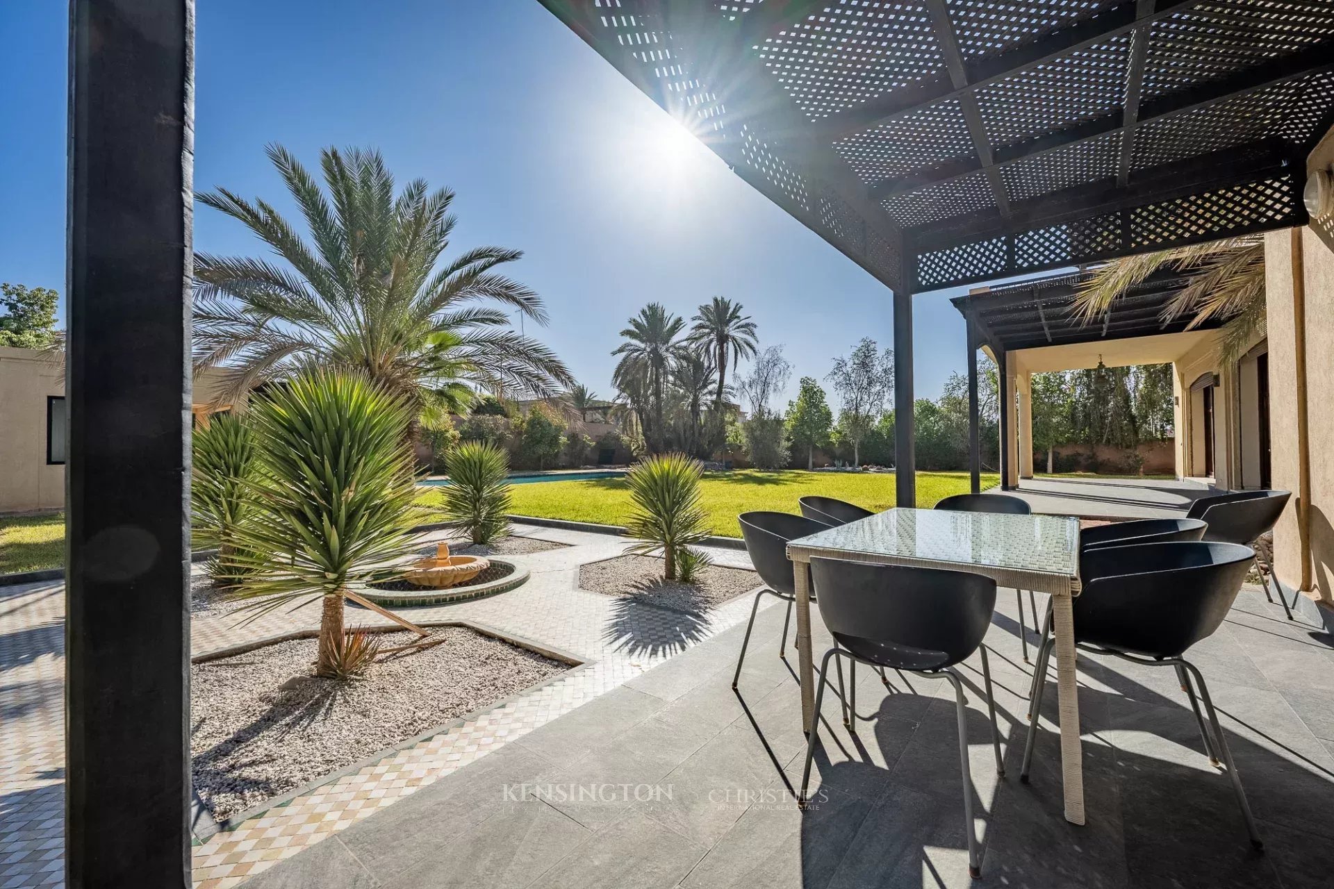 4 Bedroom Villa/Townhouse's Image 6