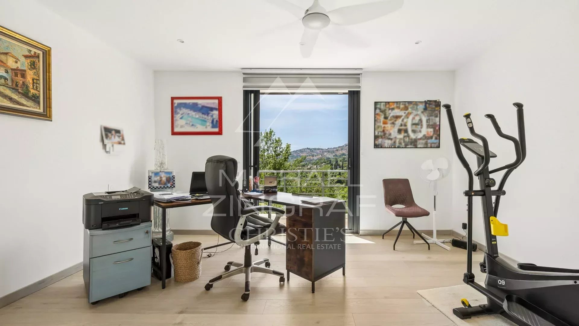 4 Bedroom Villa/Townhouse's Image 7