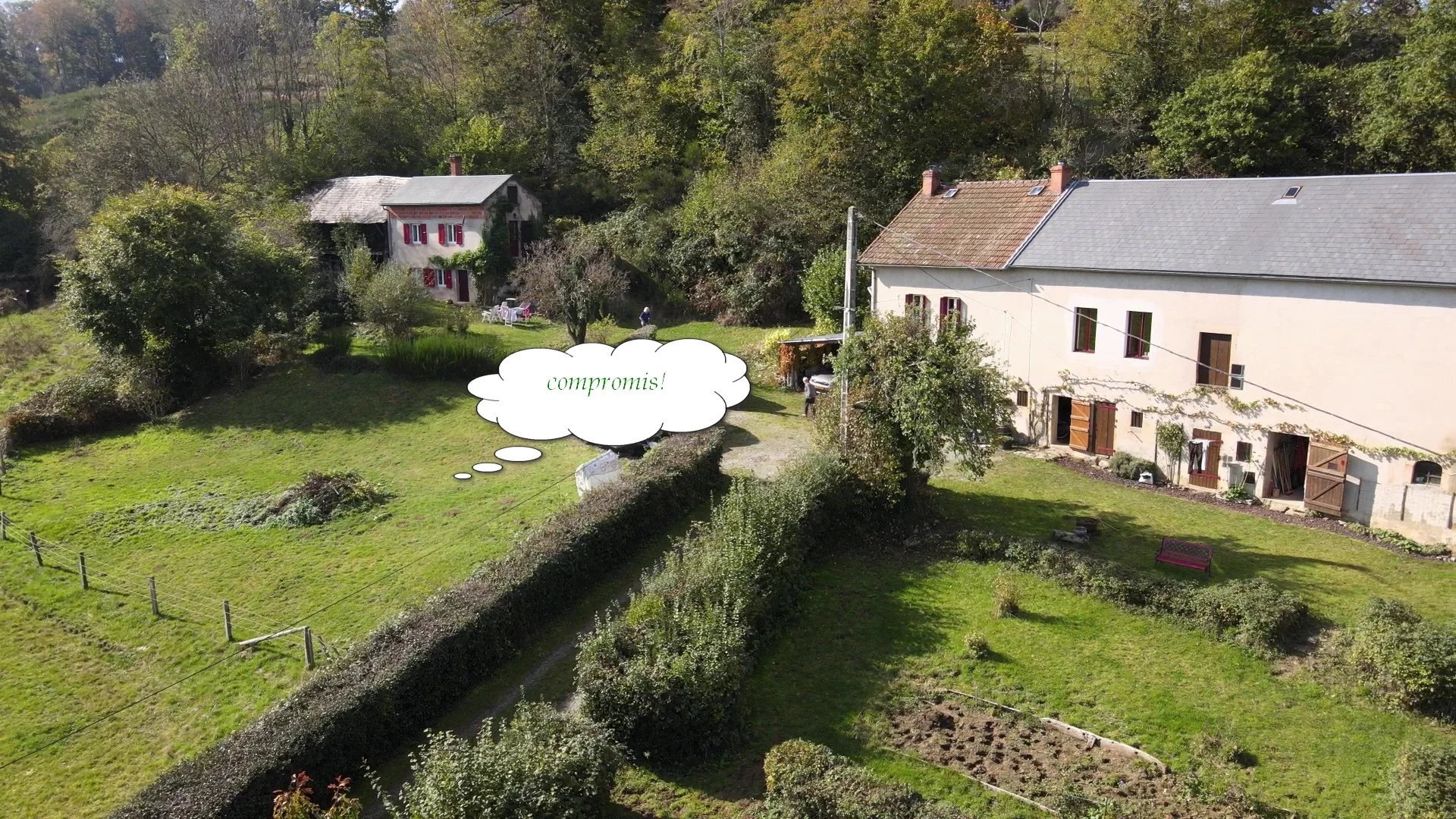 A vendre dans le Puy de Dôme 2 maisons, grange et 1,15ha