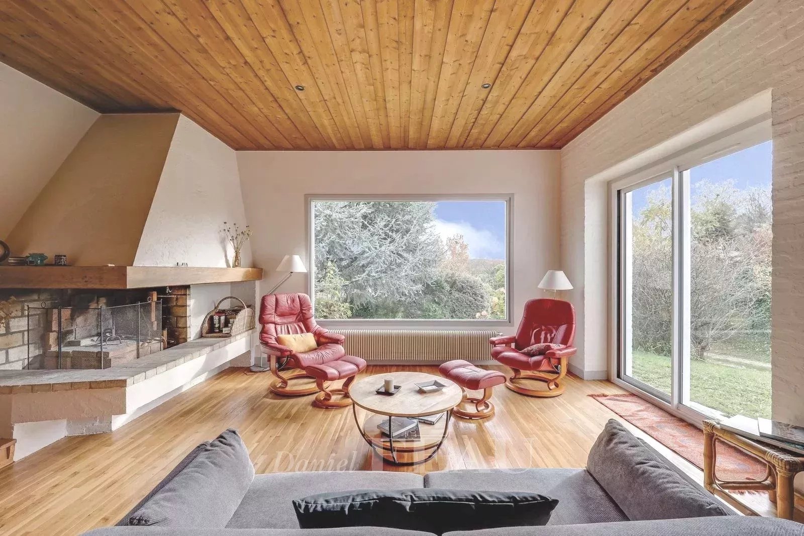 4 Bedroom Villa/Townhouse's Image 5