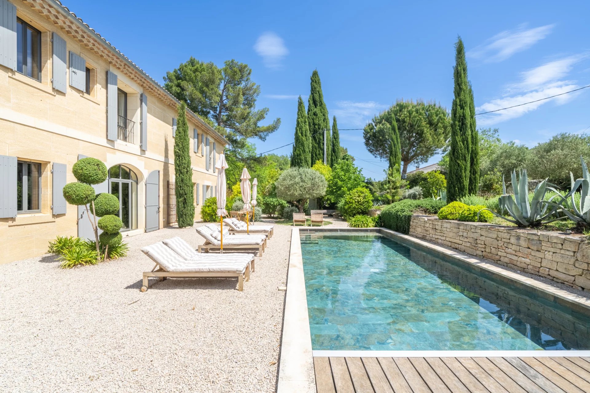 Exclusivité - Aux portes d'Avignon - Propriété d'Exception - picture 2