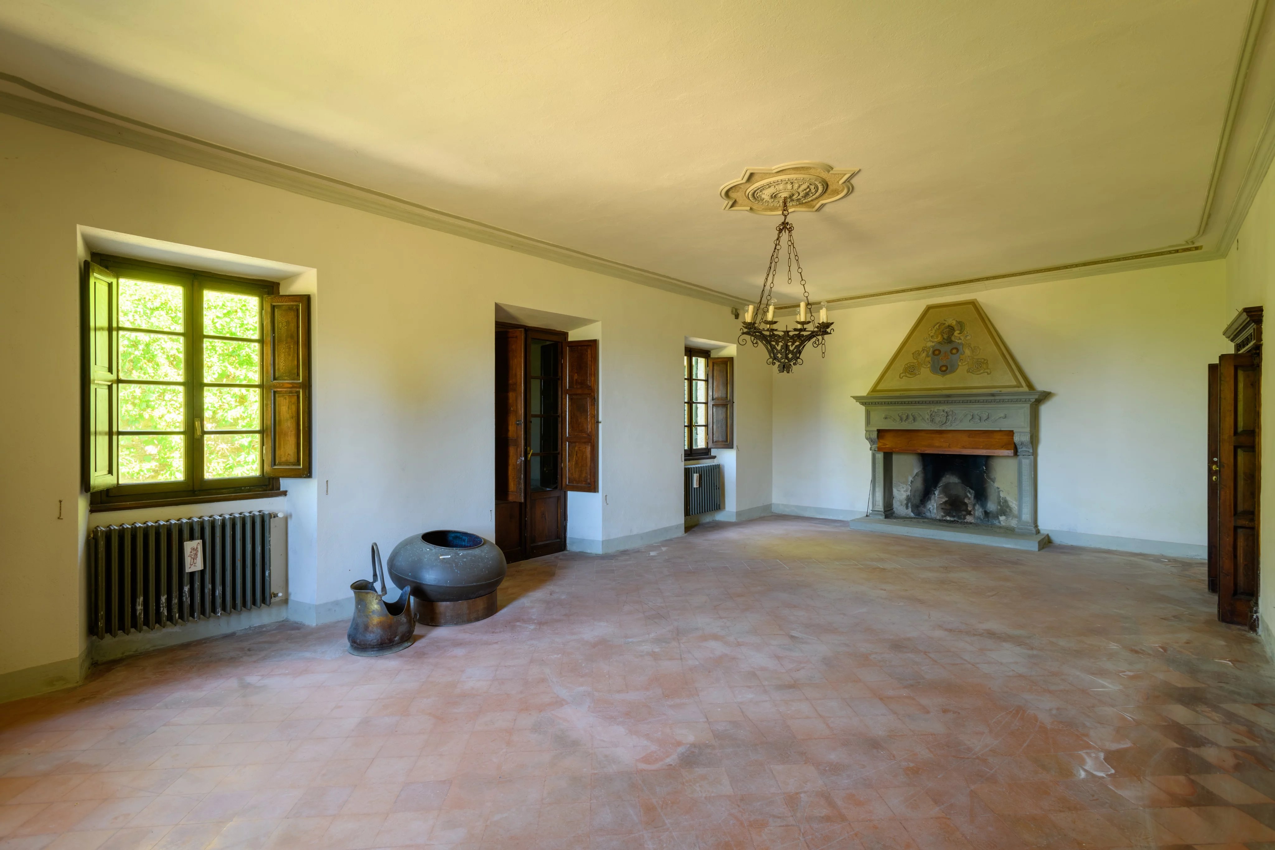 Prestigious estate with villas and private reserve in the heart of Mugello