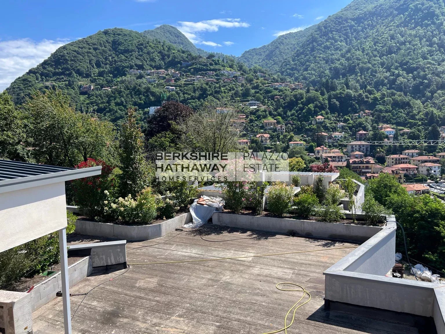 Apartment in Laveno-Mombello - Image 5