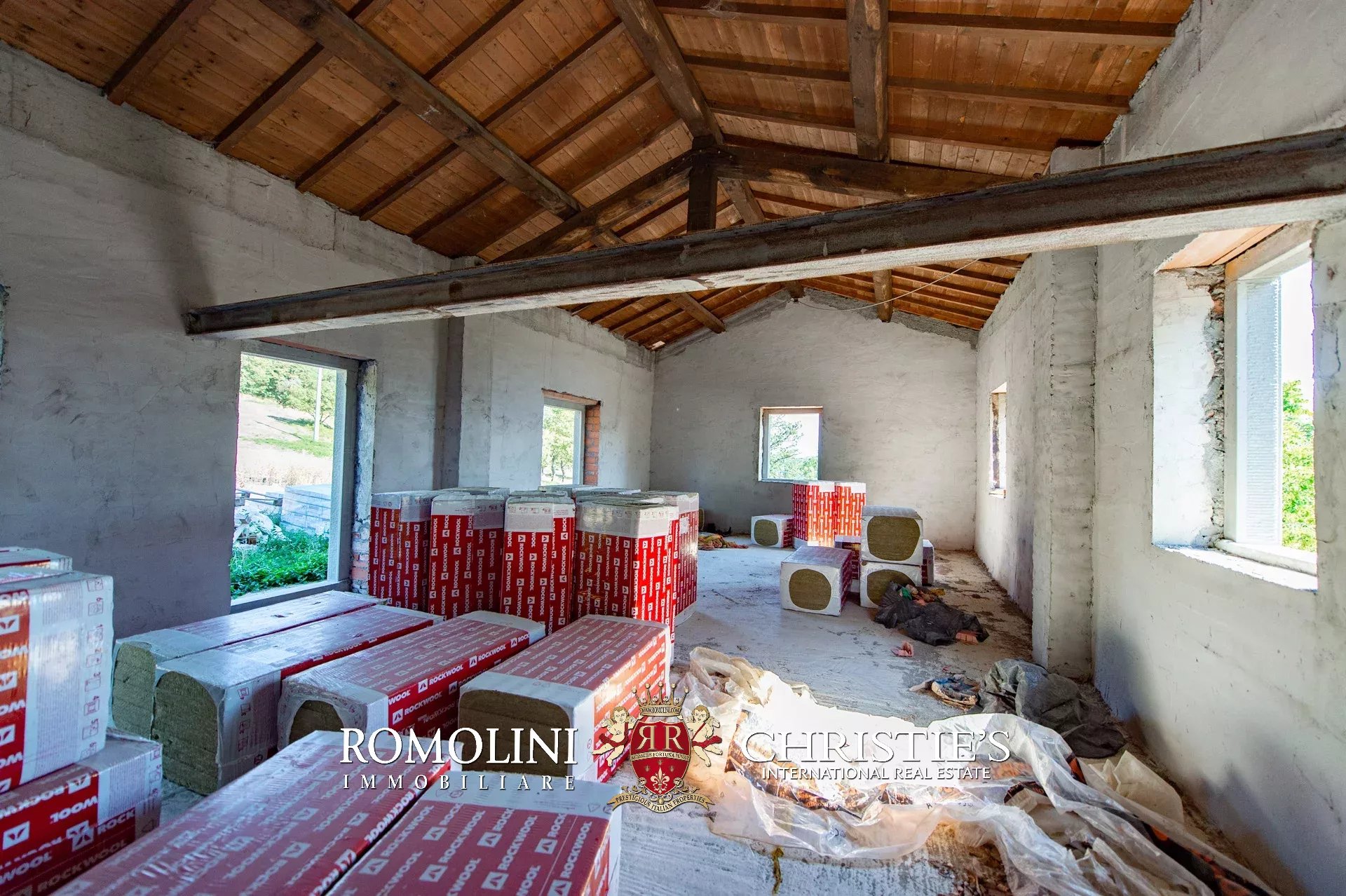 35 Bedroom Villa/Townhouse's Image 37