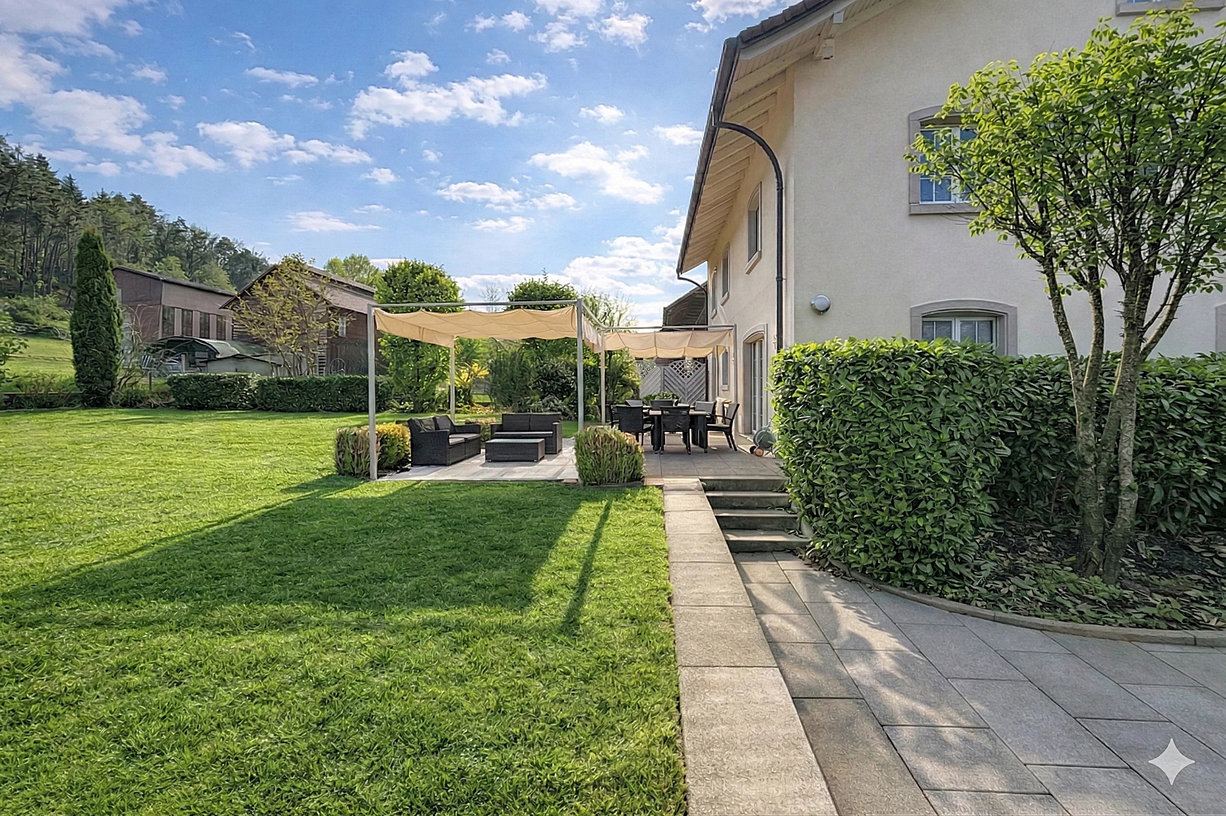 dans un écrin de verdure