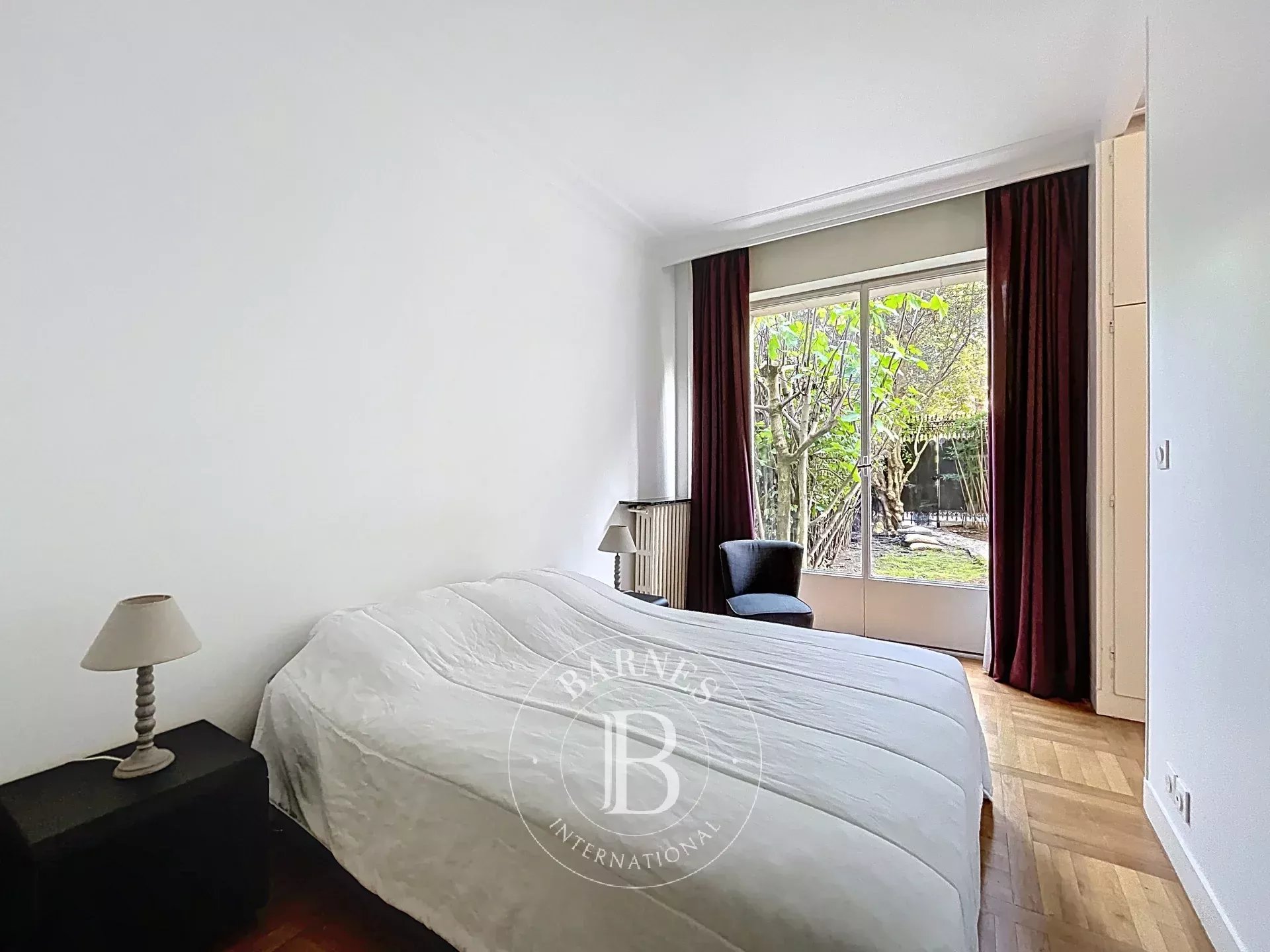 The BARNES rental department... - picture 2