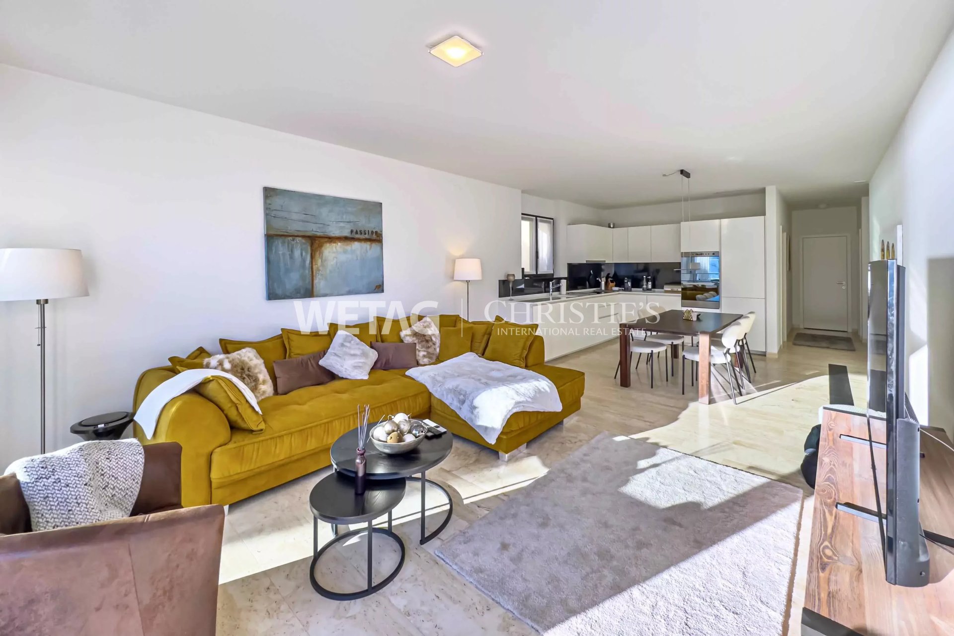 3 Bedroom Apartment/Flat's Image 3