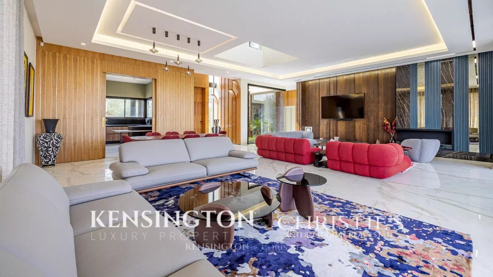4 Bedroom Villa/Townhouse's Image 4