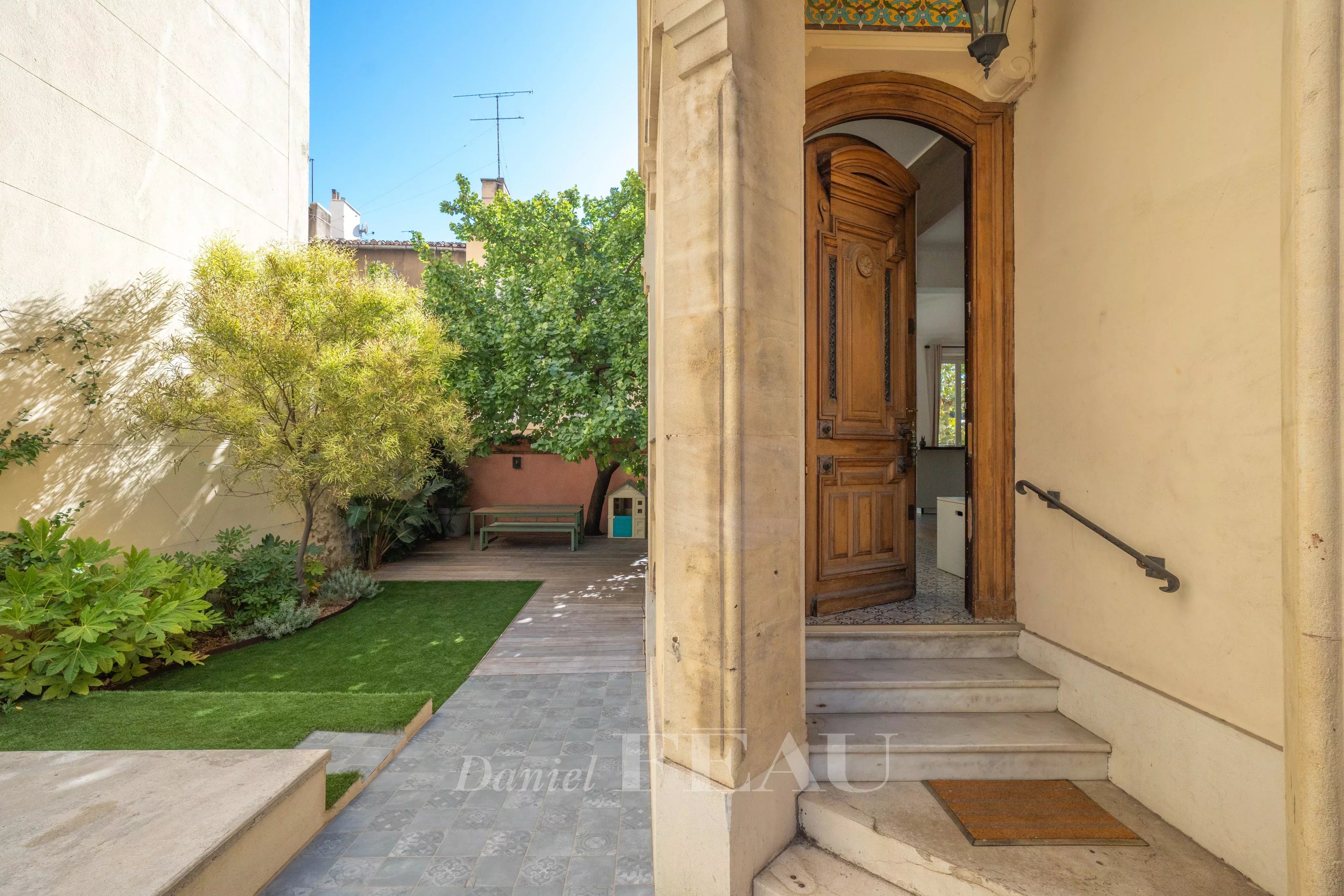 Marseille 4ème - appartement familial avec jardin