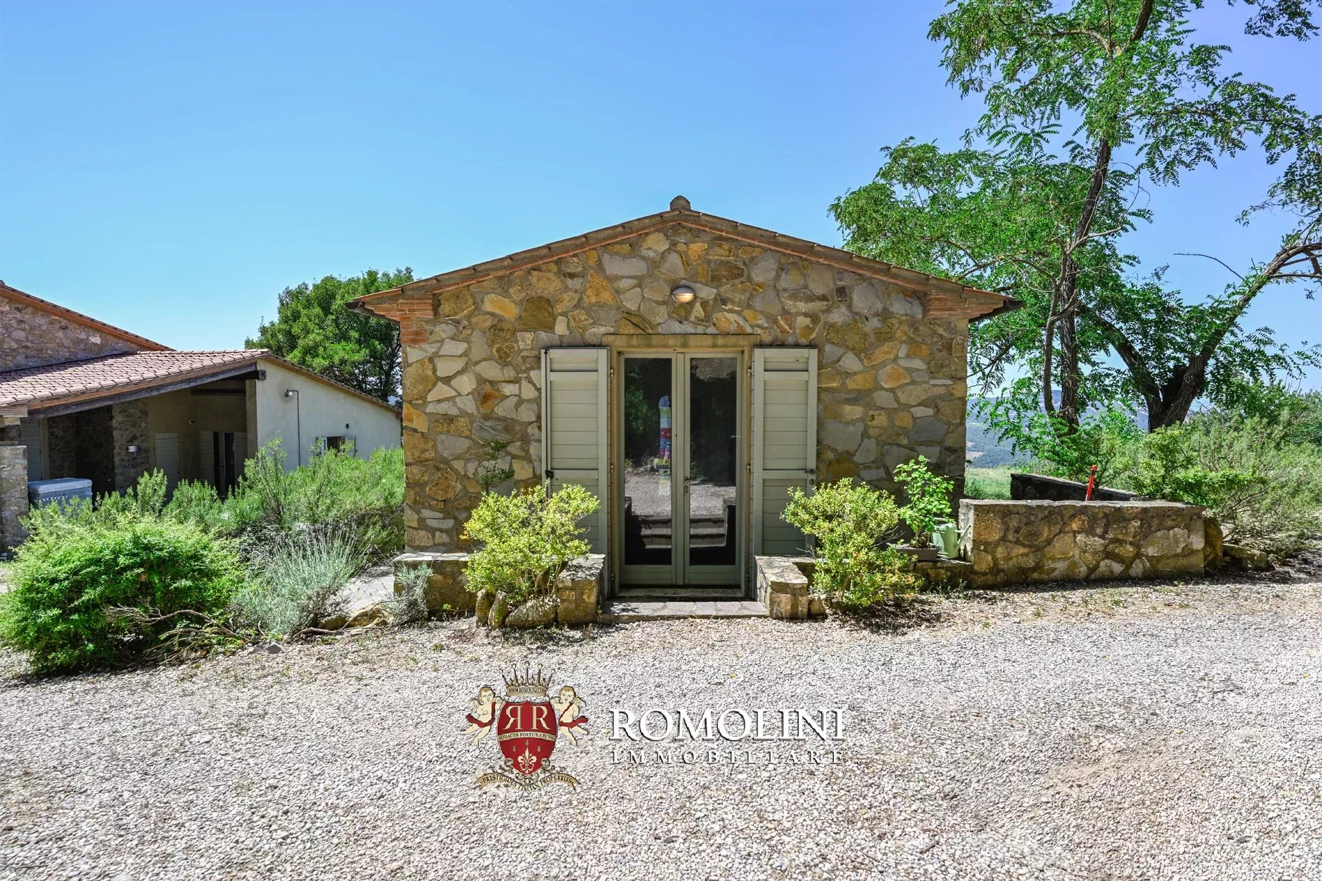 6 Bedroom Vineyard's Image 25