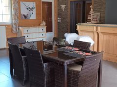 Allos - Luxury Chalet Near the ski Slopes — photo 3 of 14