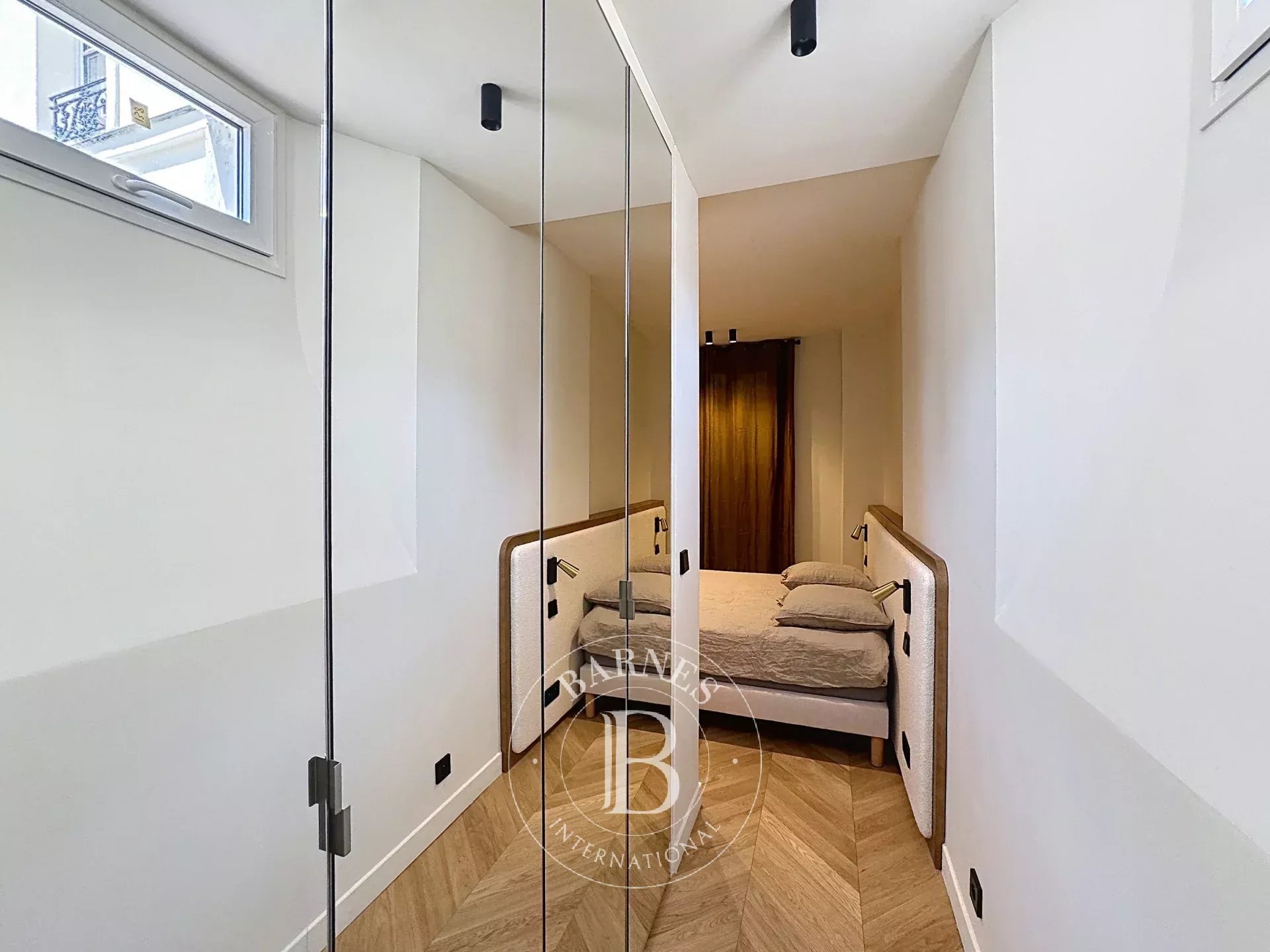 Paris  - Apartment 3 Bedrooms - picture 6