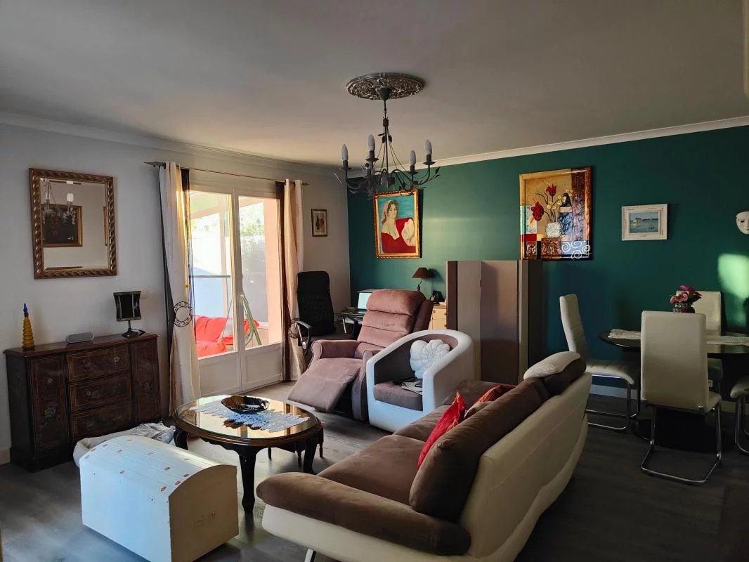 MARGUERITTES VIAGER 1 TETE VILLA PLAIN PIED 2 HABITATIONS