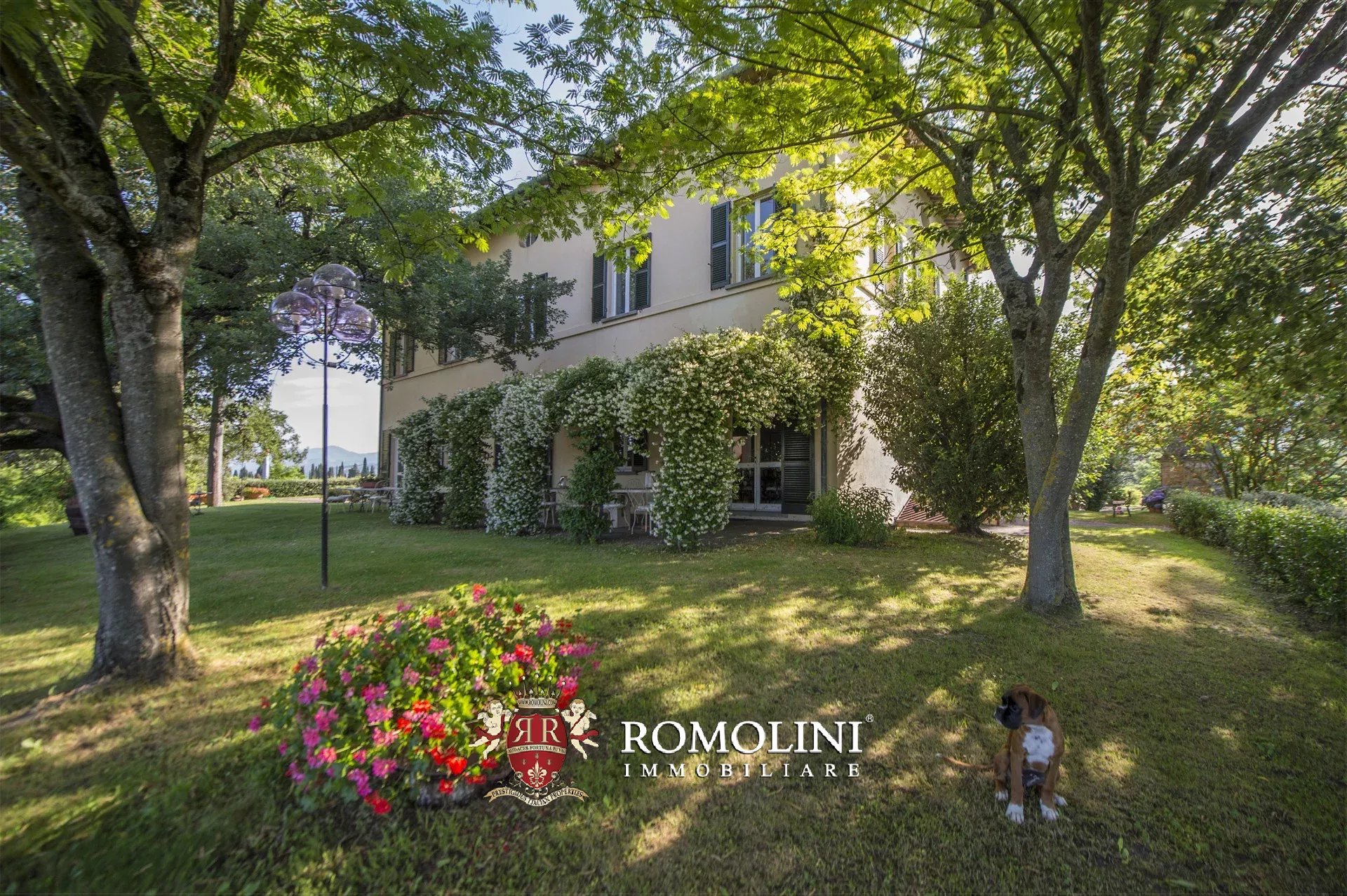 10 Bedroom Villa/Townhouse's Image 14