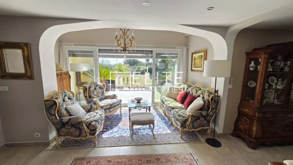 Luxury Family Villa in Cabris | 6-Bed Sea View Estate & Legacy Home — photo 6