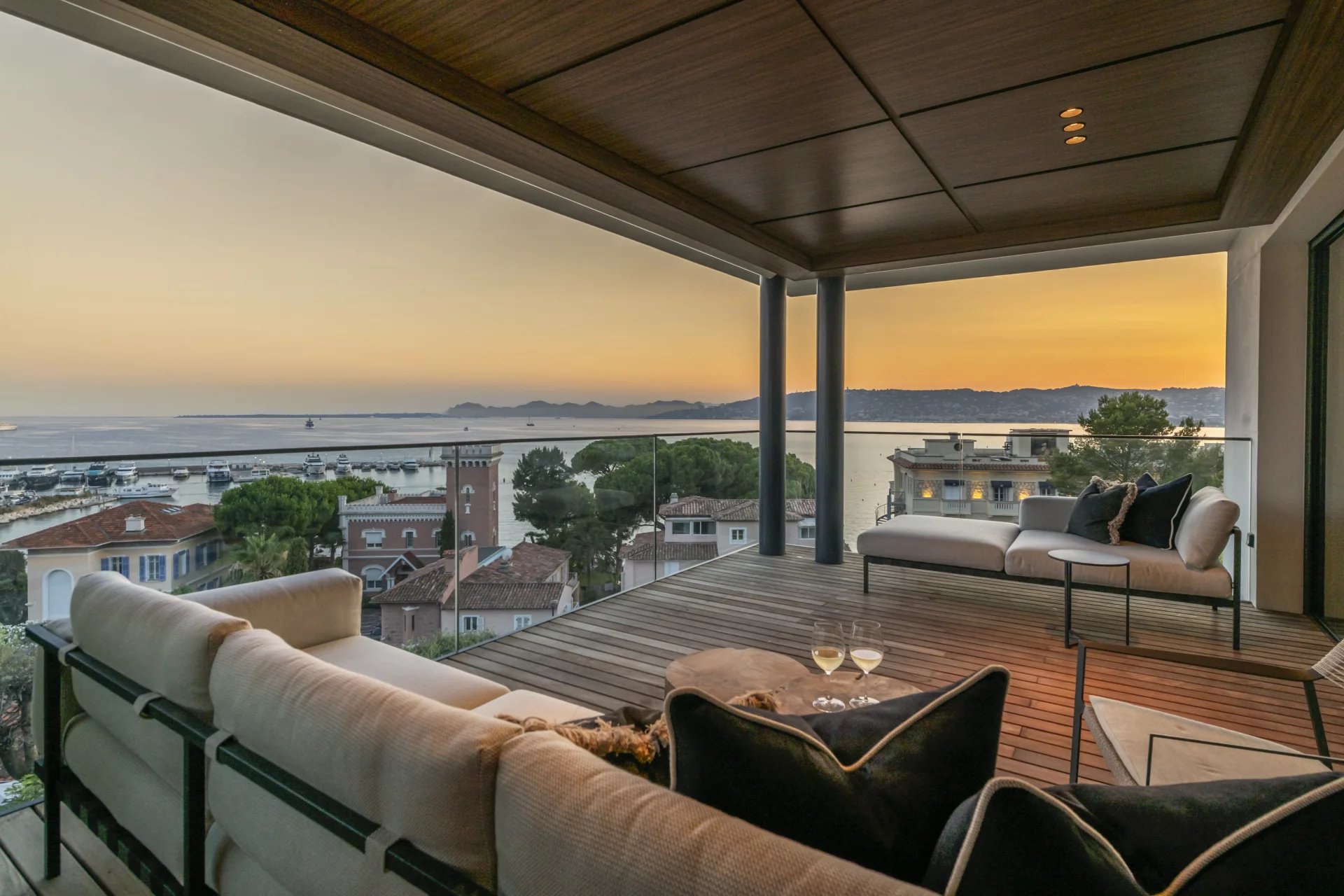 Qlistings - 3 Bedrooms - Apartment - Alpes-Maritimes - For Sale - 10214 Property Image