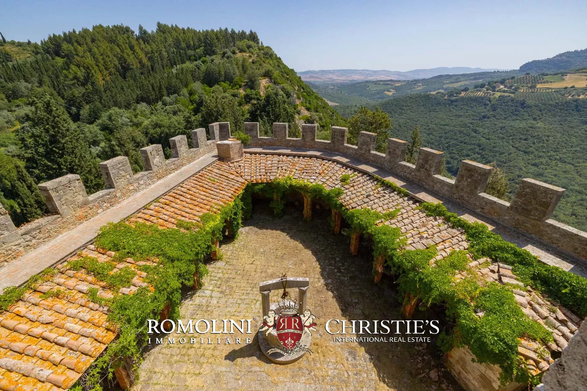 37 Bedroom Chateau's Image 18