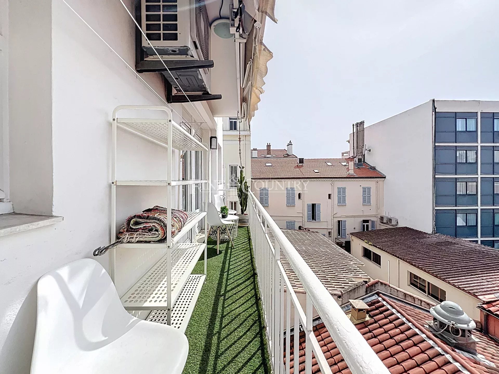 Photo of APPARTEMENT FOR SALE CANNES CENTER BANANE