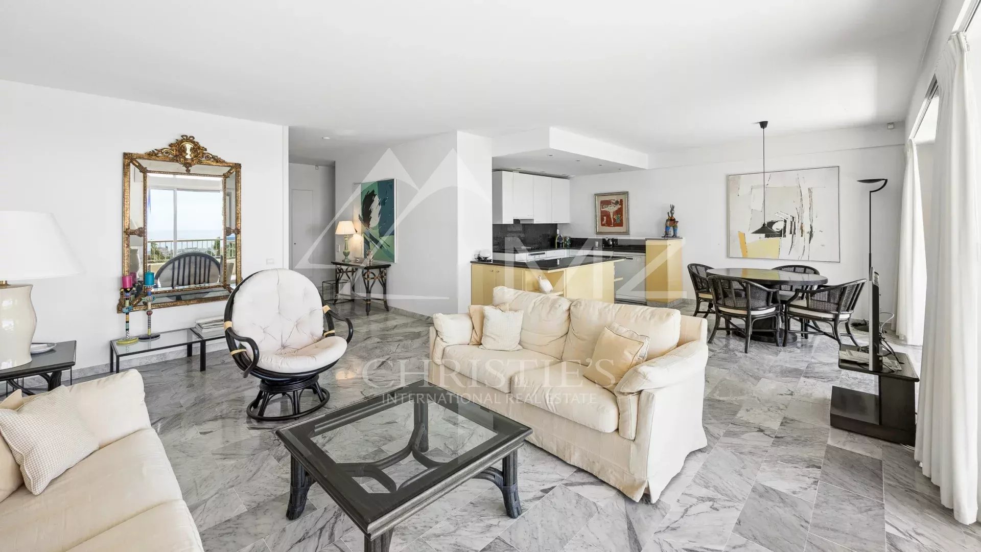 2 Bedroom Apartment/Flat's Image 9