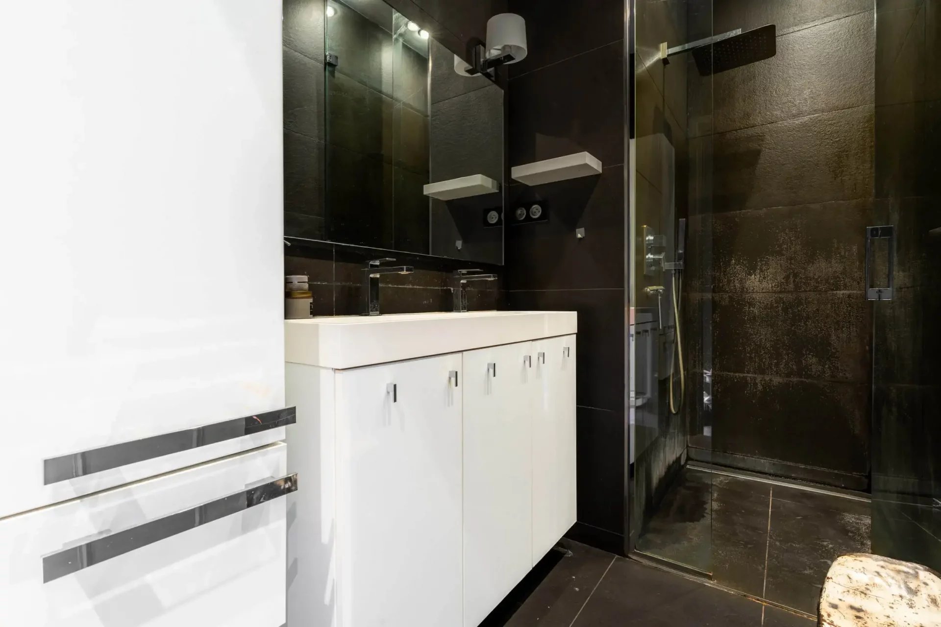 Propriété de 240 m² à Lucenay avec piscine et parc