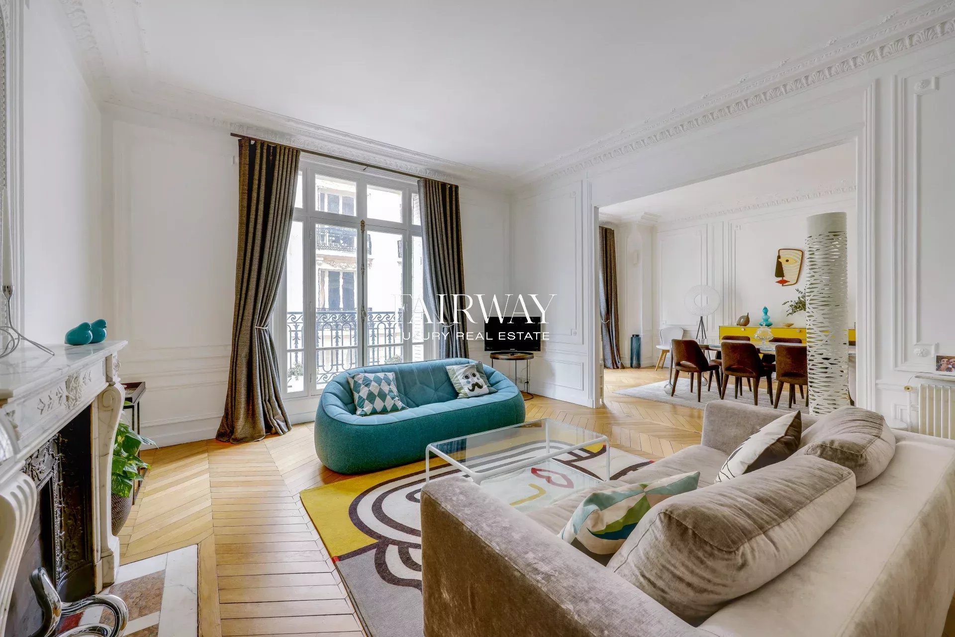 Sale Apartment Paris 17th