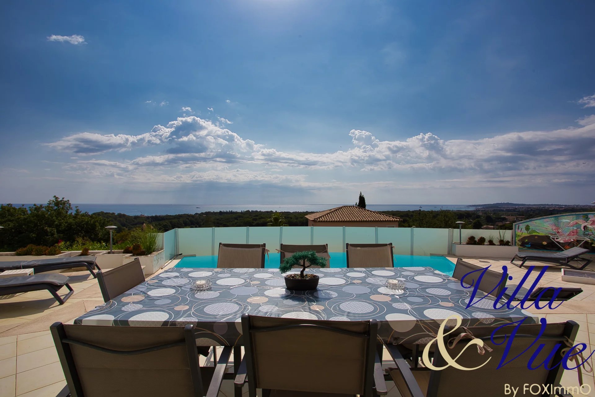 Villa vista mare panoramica, contemporanea, piscina, dominante, garage,