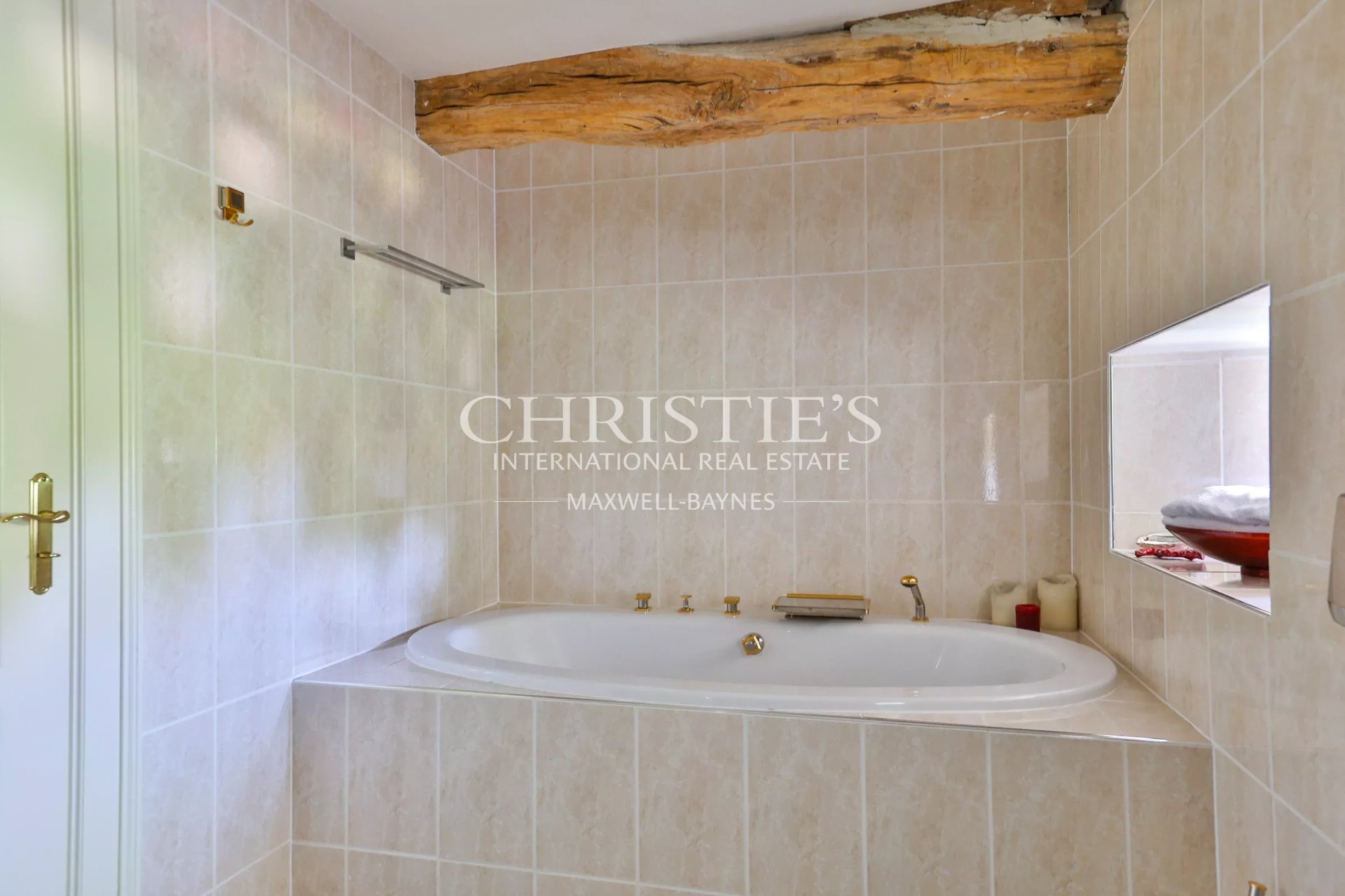 14 Bedroom Chateau's Image 46