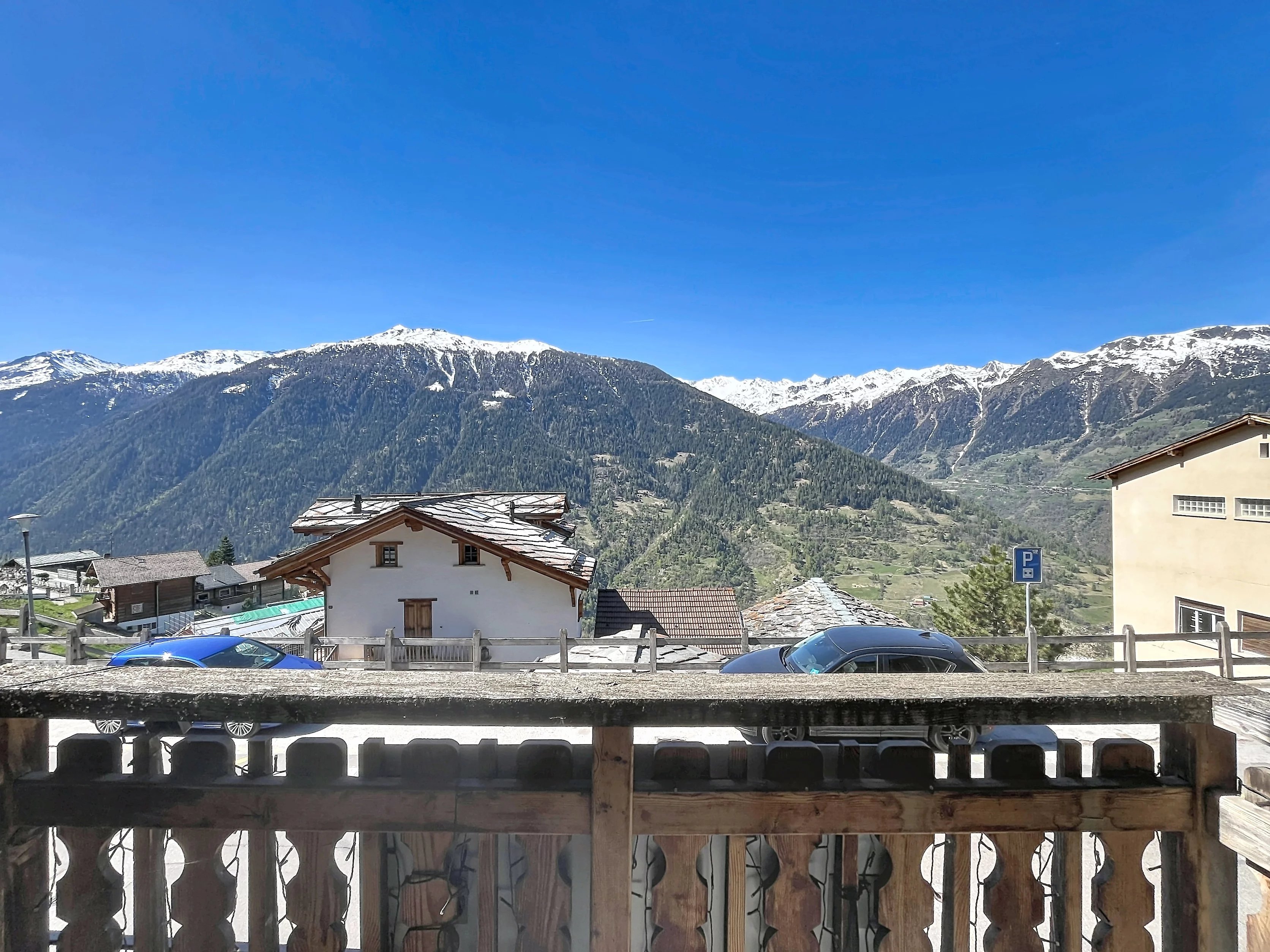 Appartement avec potentiel de rénovation et vue sur les montagnes - Photo 5