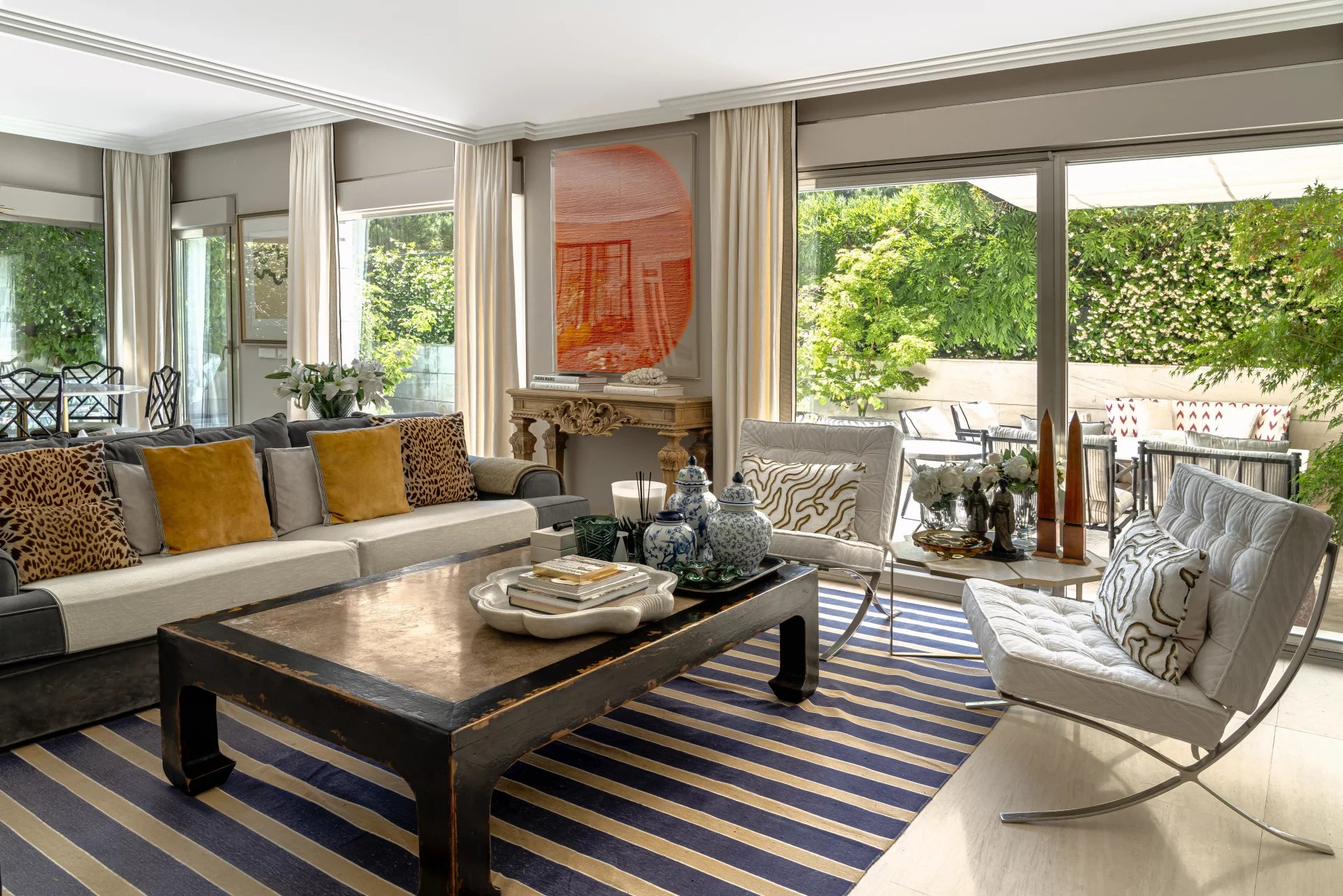 ELEGANT SEMI-DETACHED HOUSE IN ARAVACA