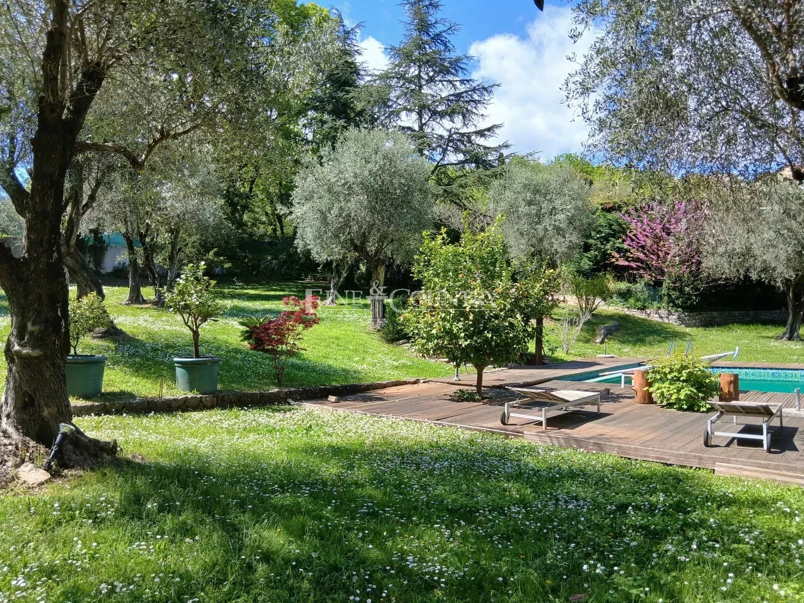 Photo of villa for sale in Opio