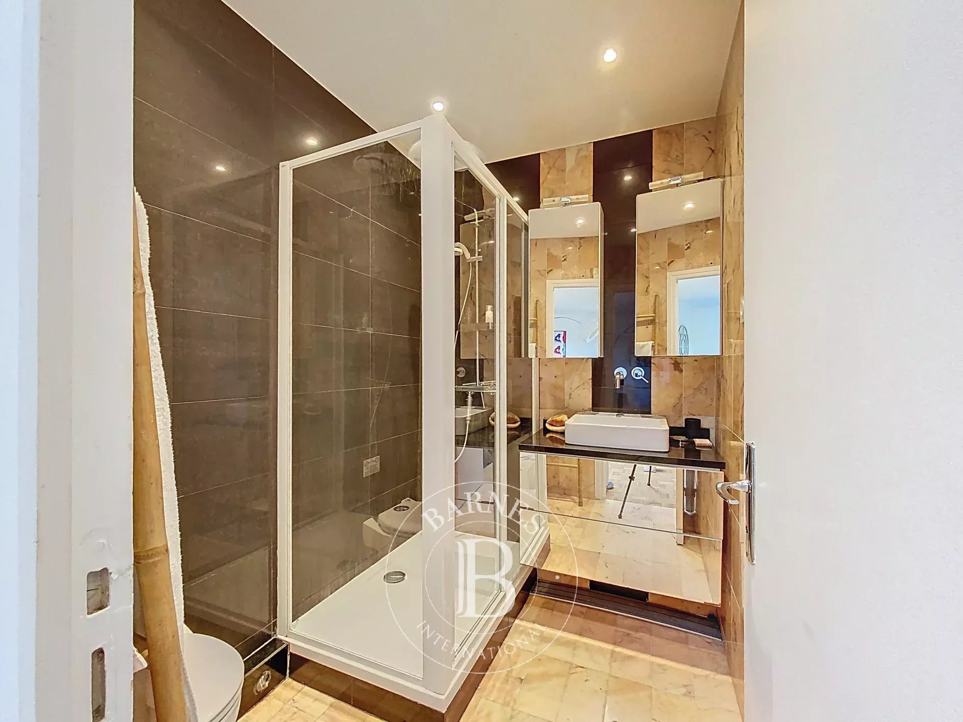 Daire Paris 8ème - picture 19