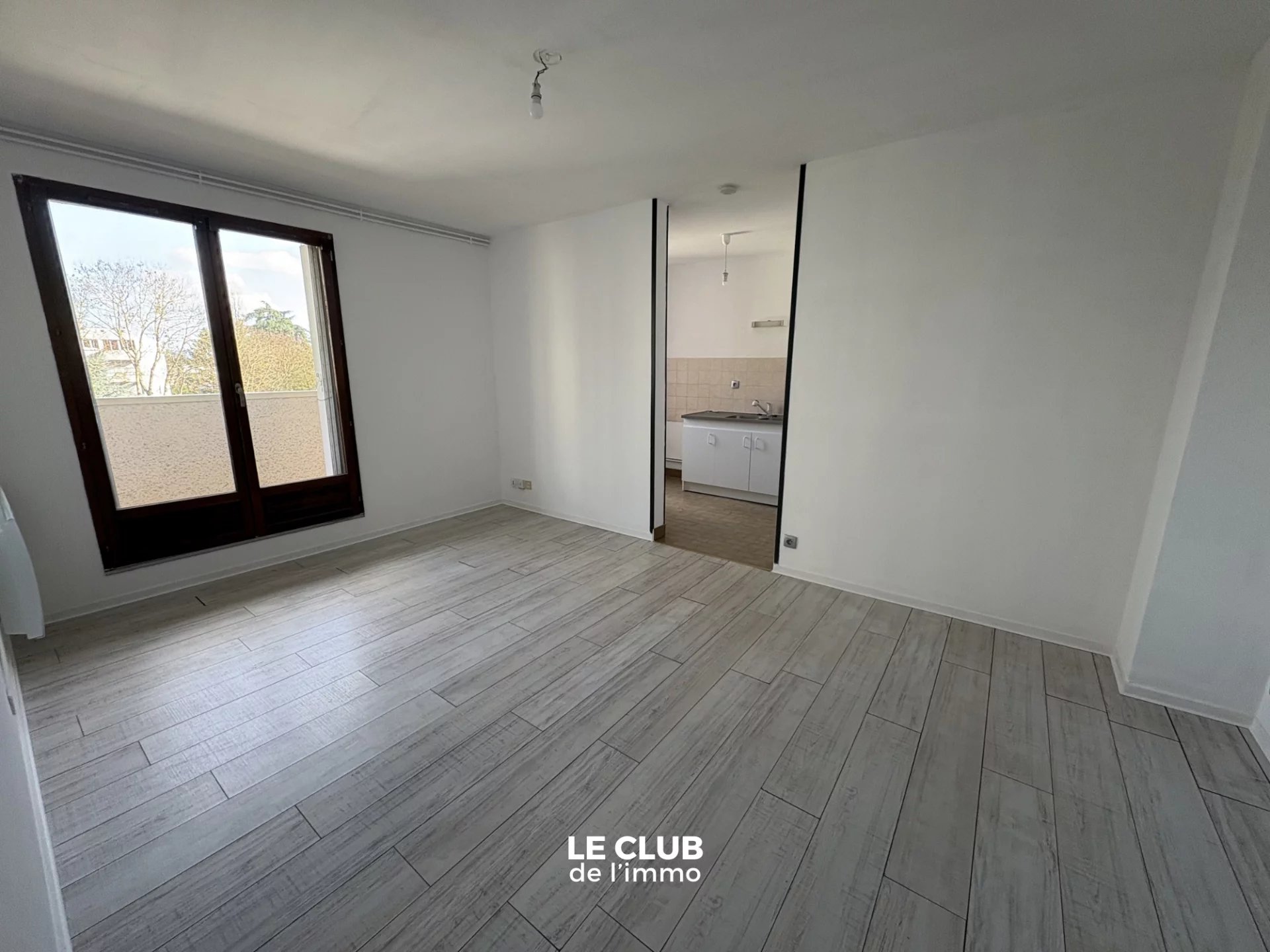 APPARTEMENT TYPE 2 - QUARTIER MOUILLERE - Photo 2