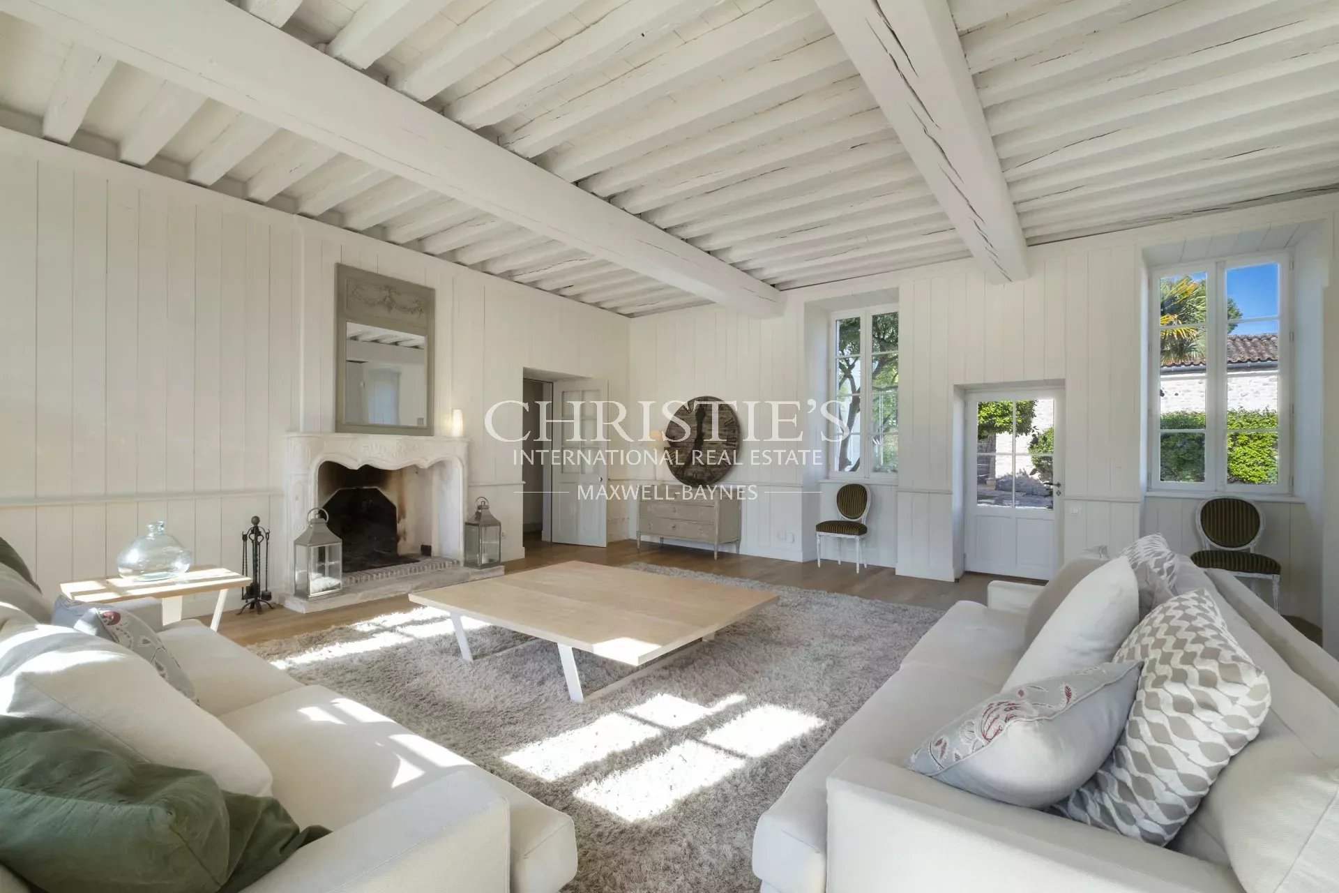 10 Bedroom Villa/Townhouse's Image 10