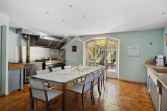Grand Provençal Bastide in Lorgues | 31-Hectare Luxury Family Estate — photo 6 of 7