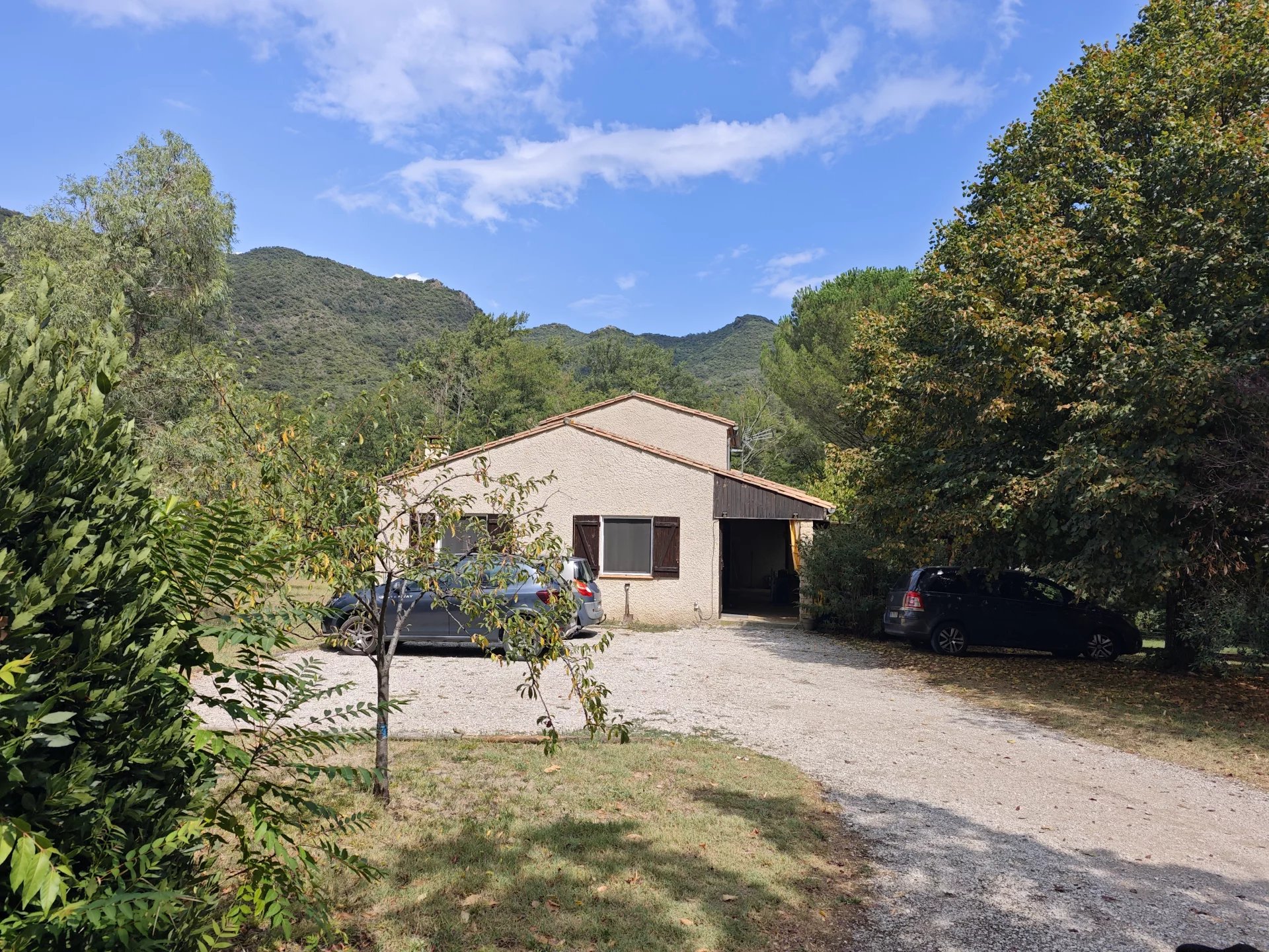 House in Belvianes-et-Cavirac - view 1