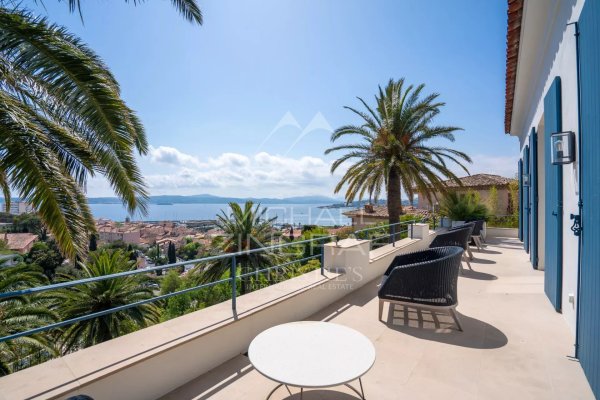 Charming Property in the Heart of Sainte-Maxime with Sea View — photo 3