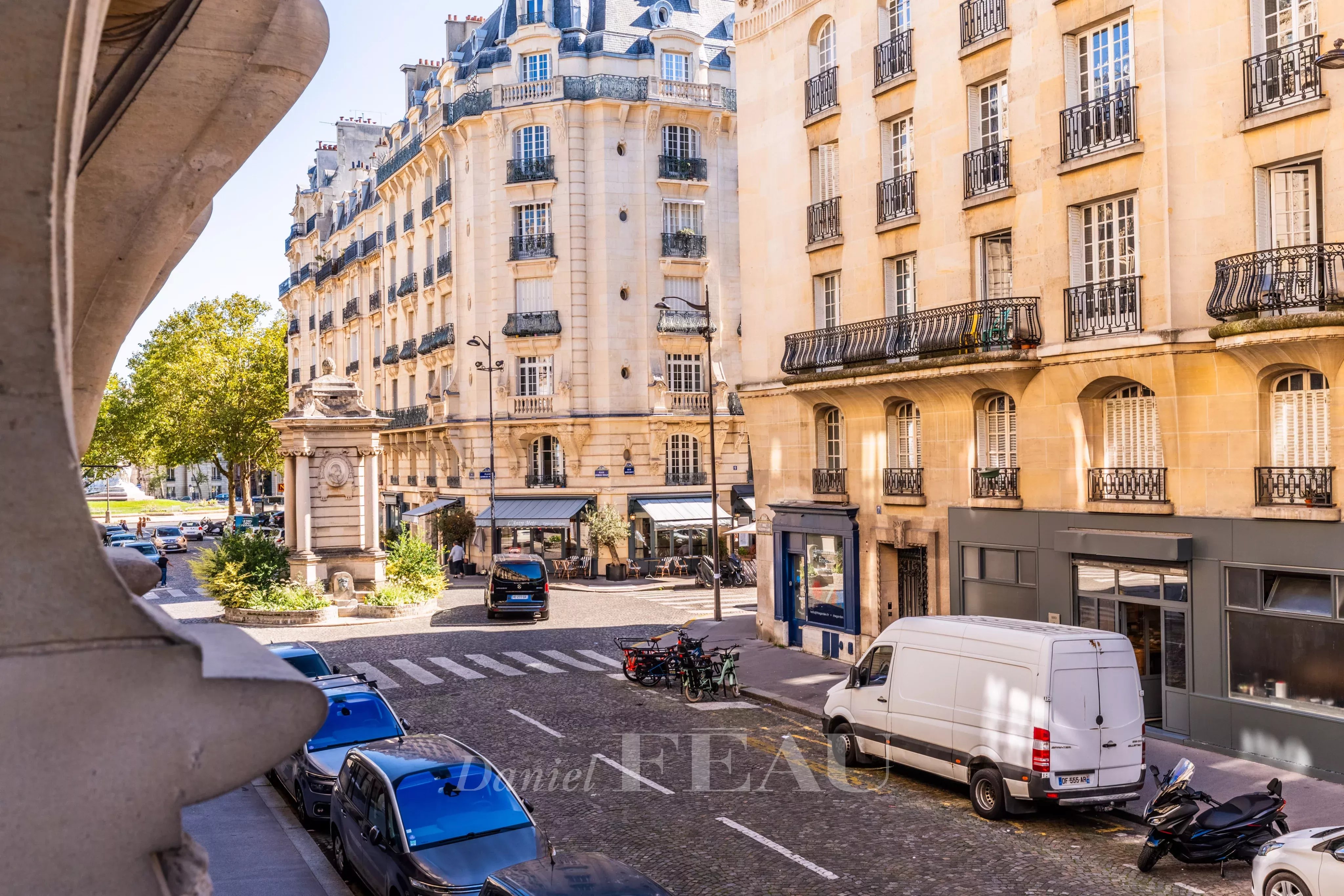 Sale Apartment Paris 15th