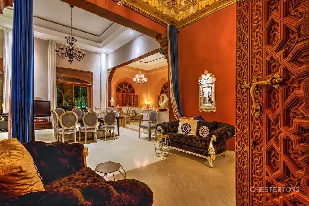  Image of Villa - 6 Bedrooms for Sale in Marrakech-Ménara-Marrakech-Morocco, Image 29