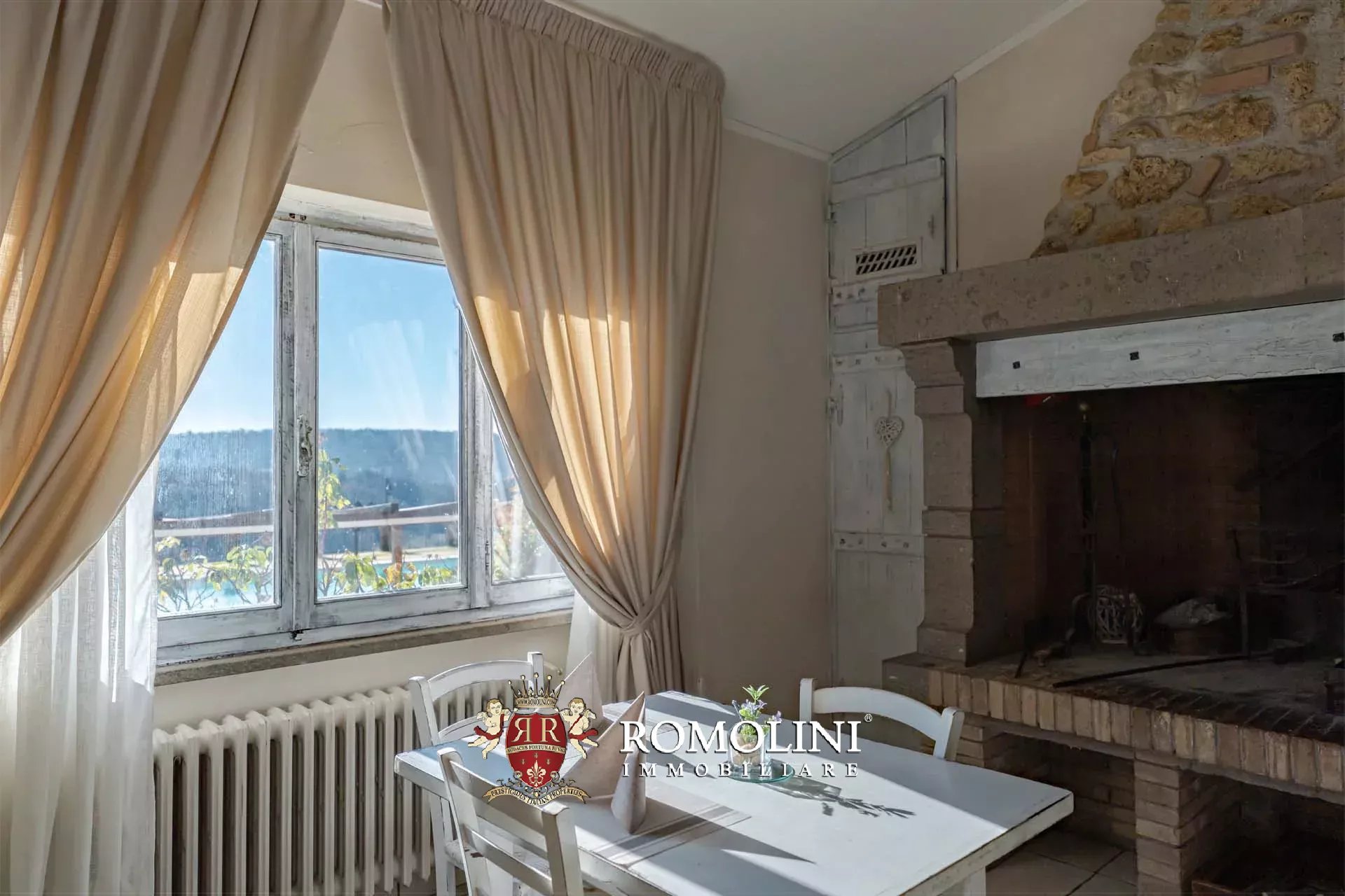 20 Bedroom Chateau's Image 51