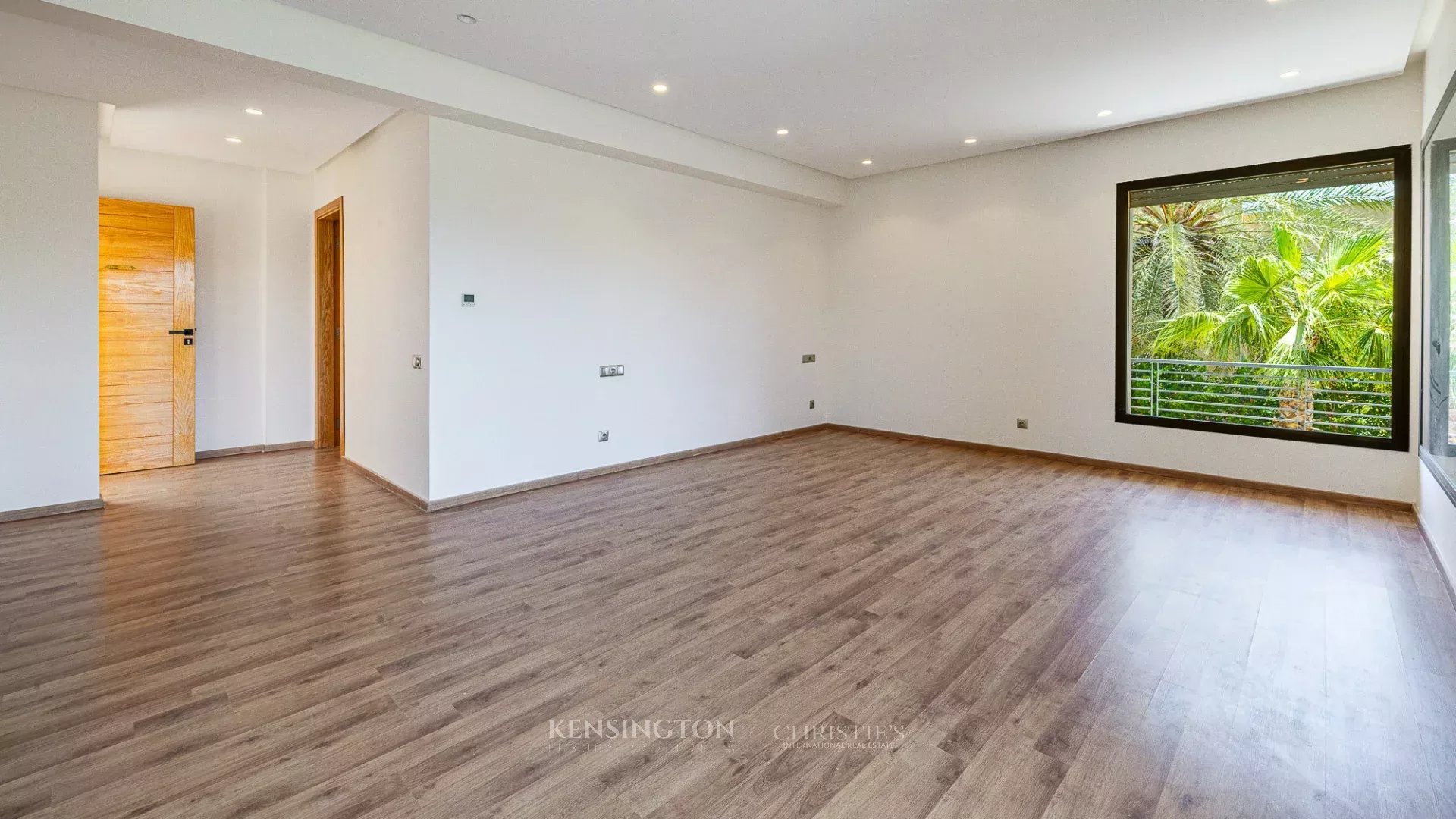 4 Bedroom Villa/Townhouse's Image 38