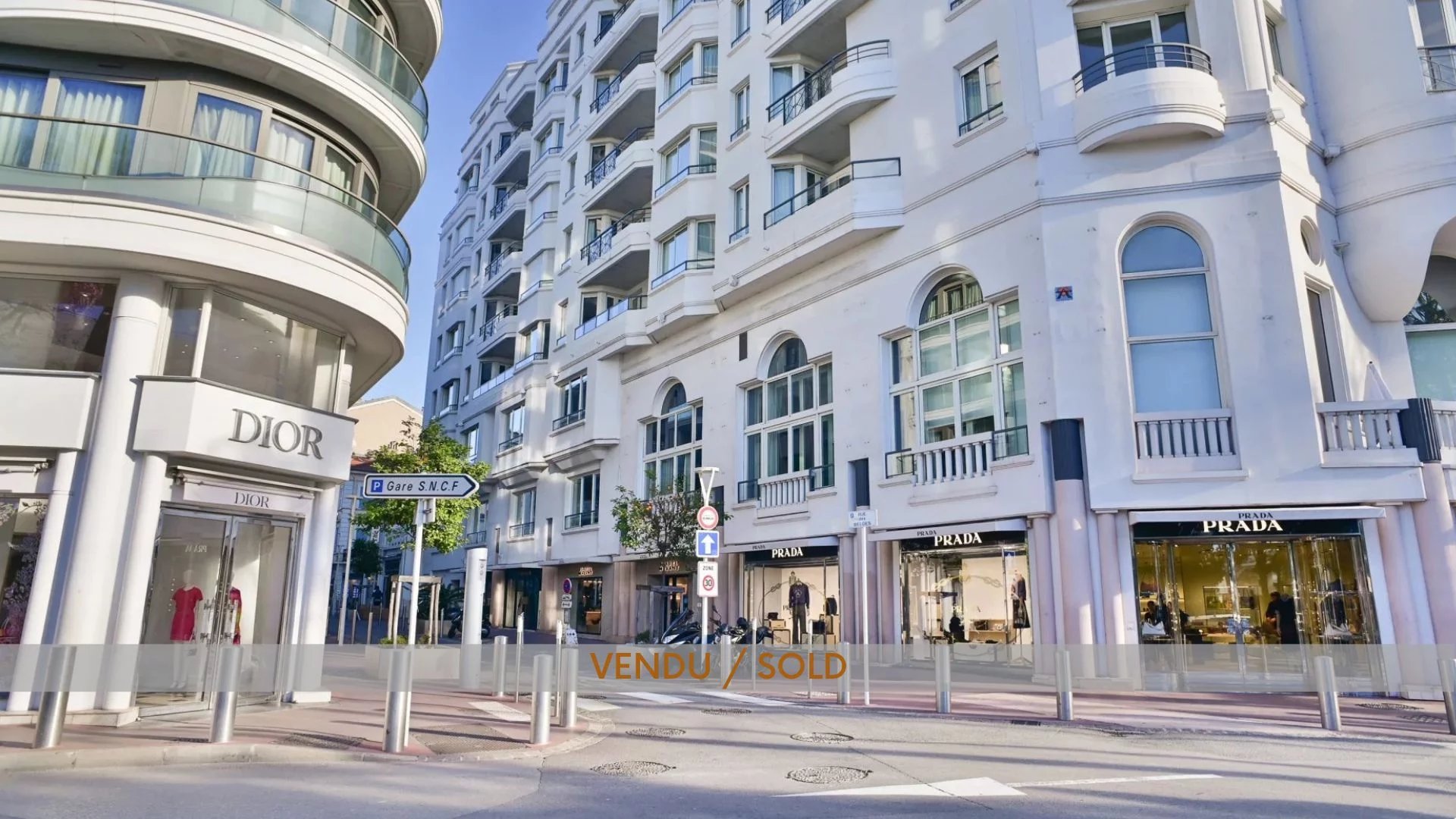 SOLD -Cannes Zentrum - Möblierte 2-Zimmer-Wohnung 50 m vom Palais des Festivals und den Stränden entfernt