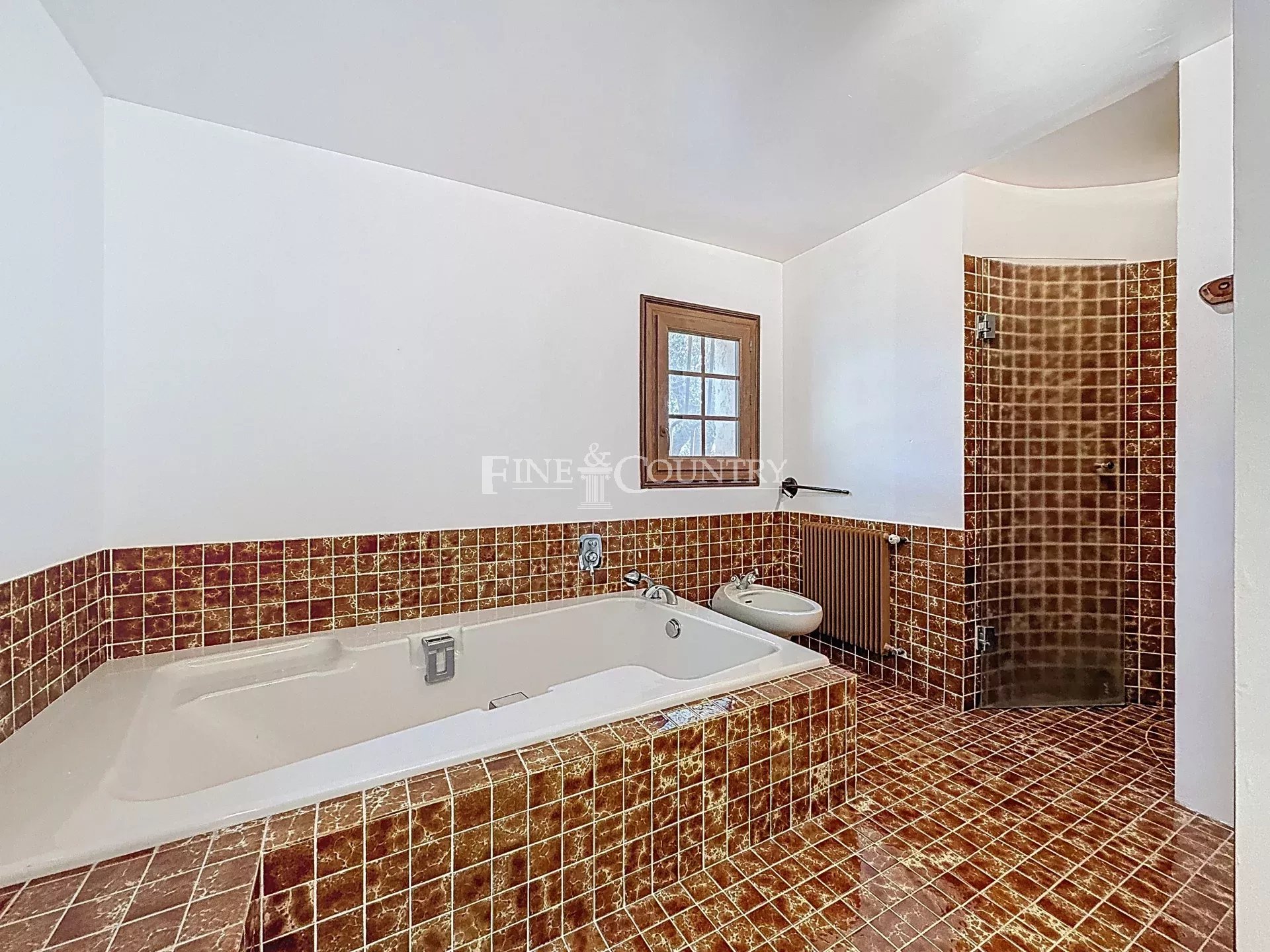 Photo of For sale property in Cabris