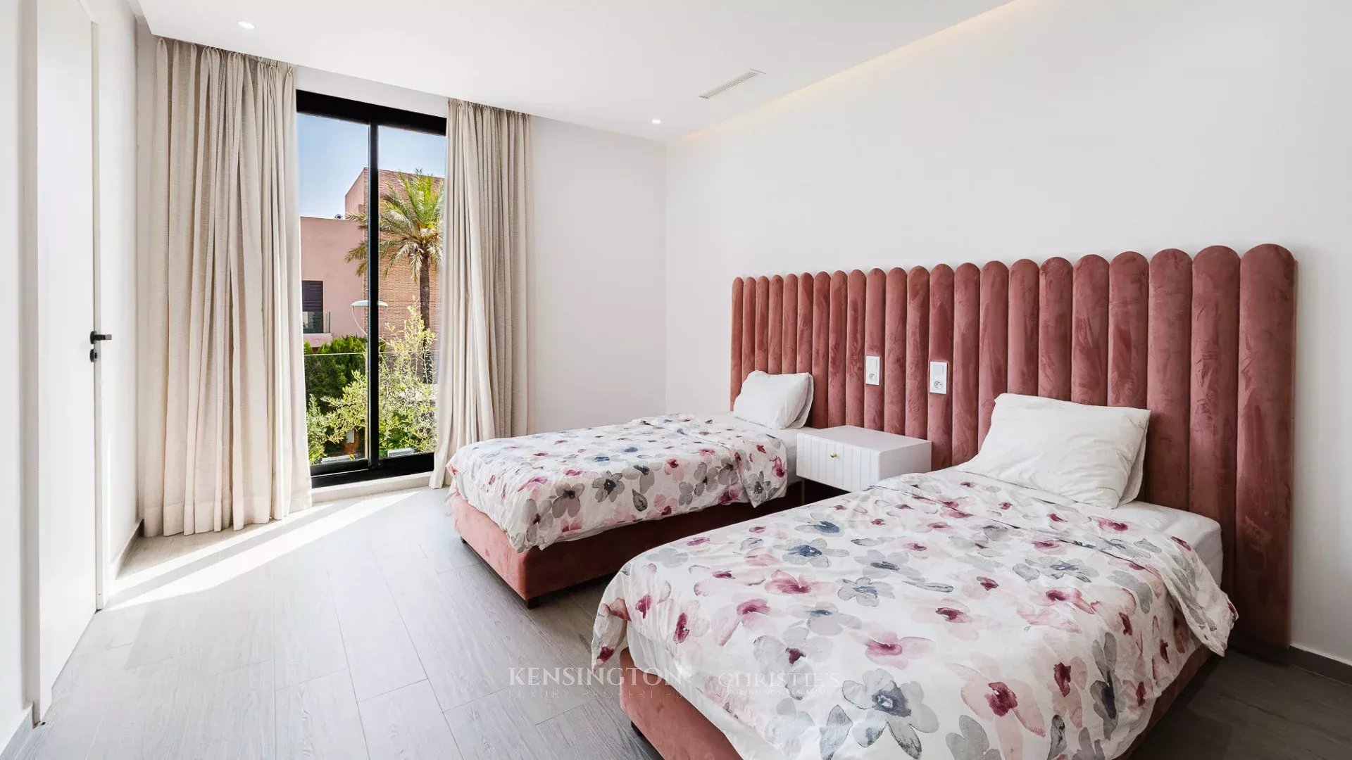5 Bedroom Villa/Townhouse's Image 26