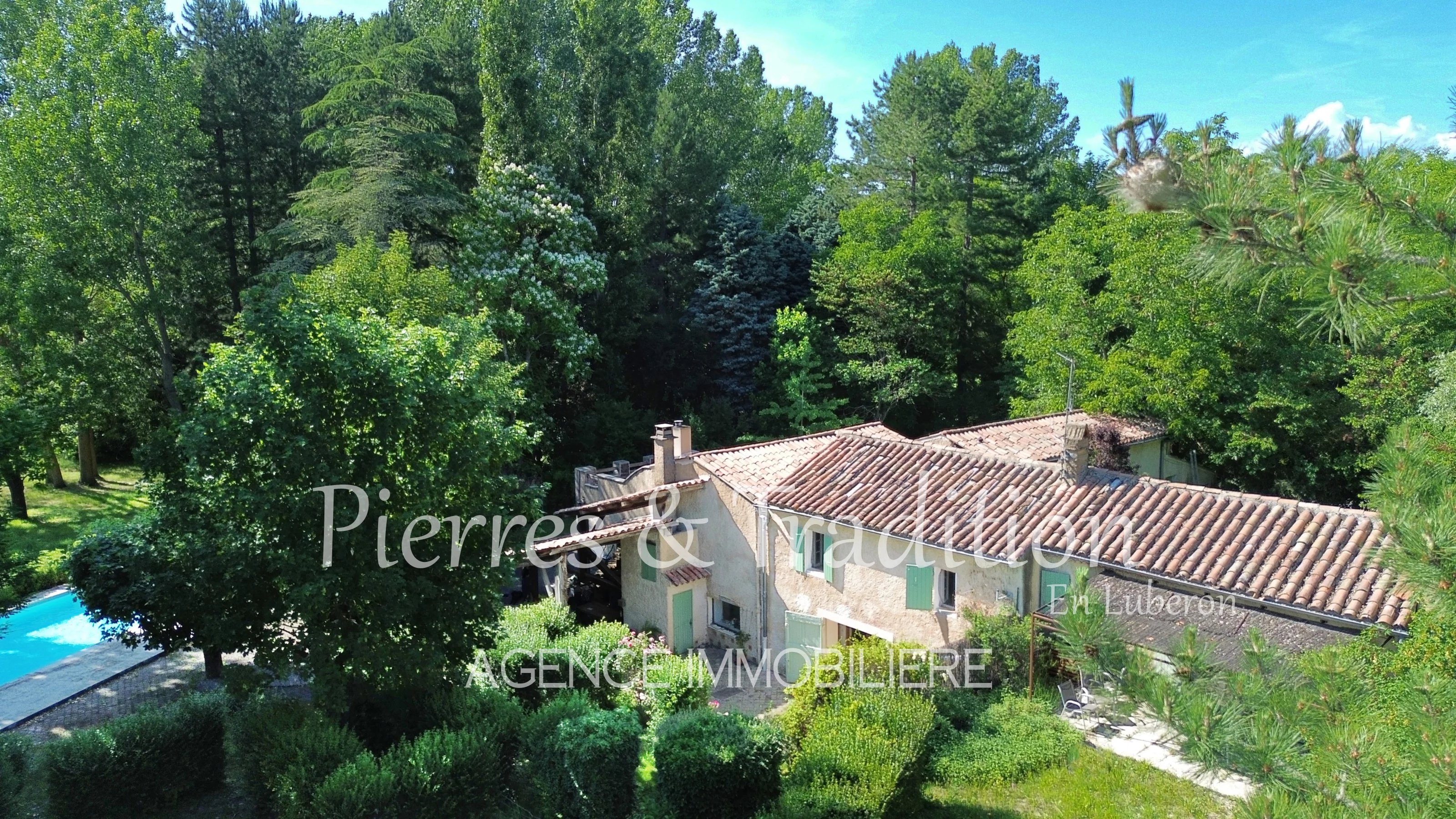 Agence immobilière de Pierres et Tradition en Luberon Apt