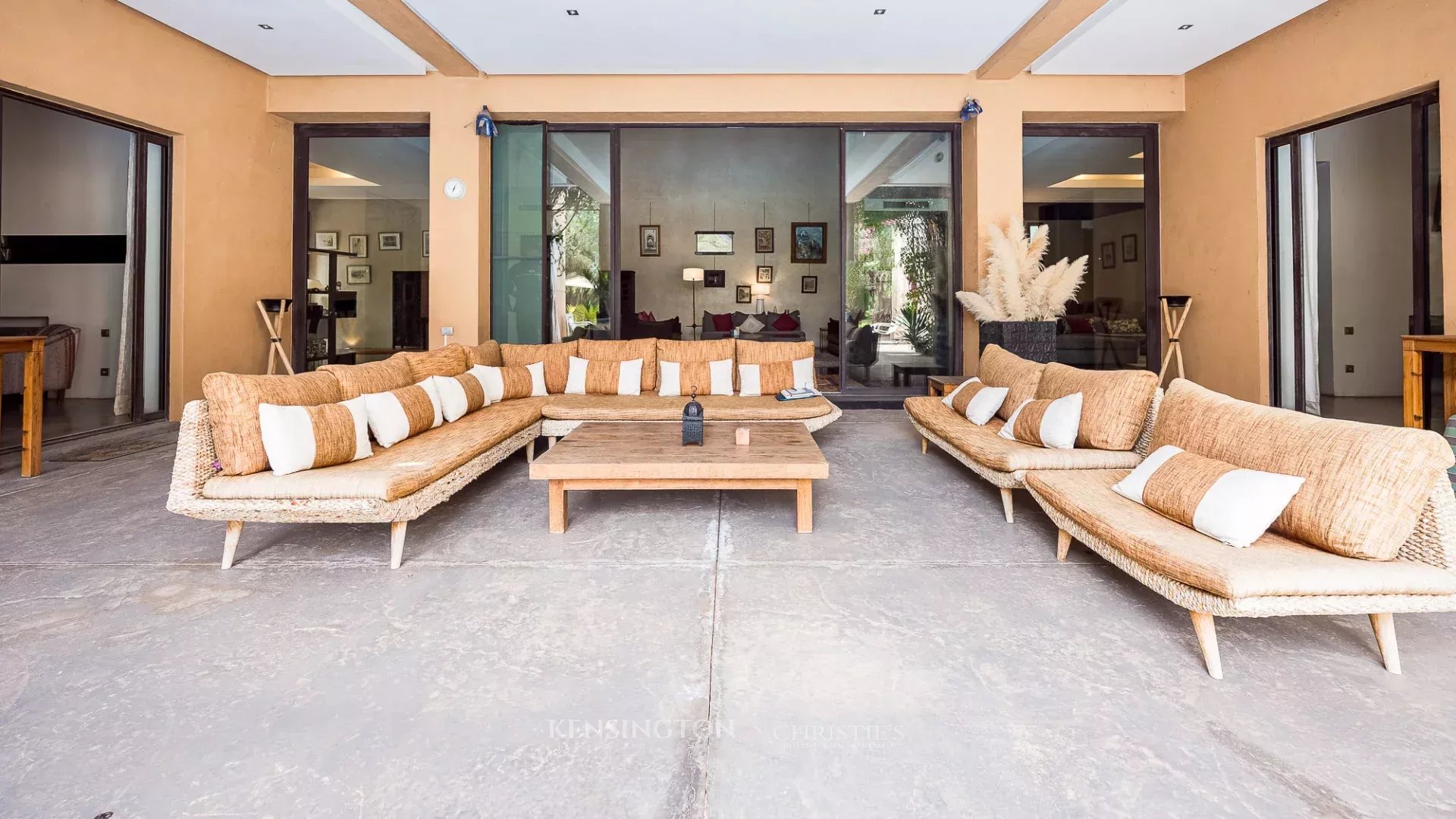 4 Bedroom Villa/Townhouse's Image 18