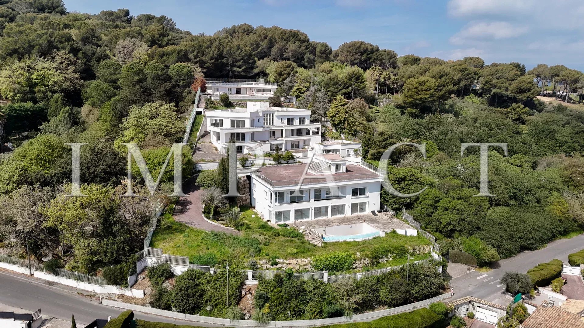 Vallauris - Deux villas contemporaines à terminer - Vue mer panoramique