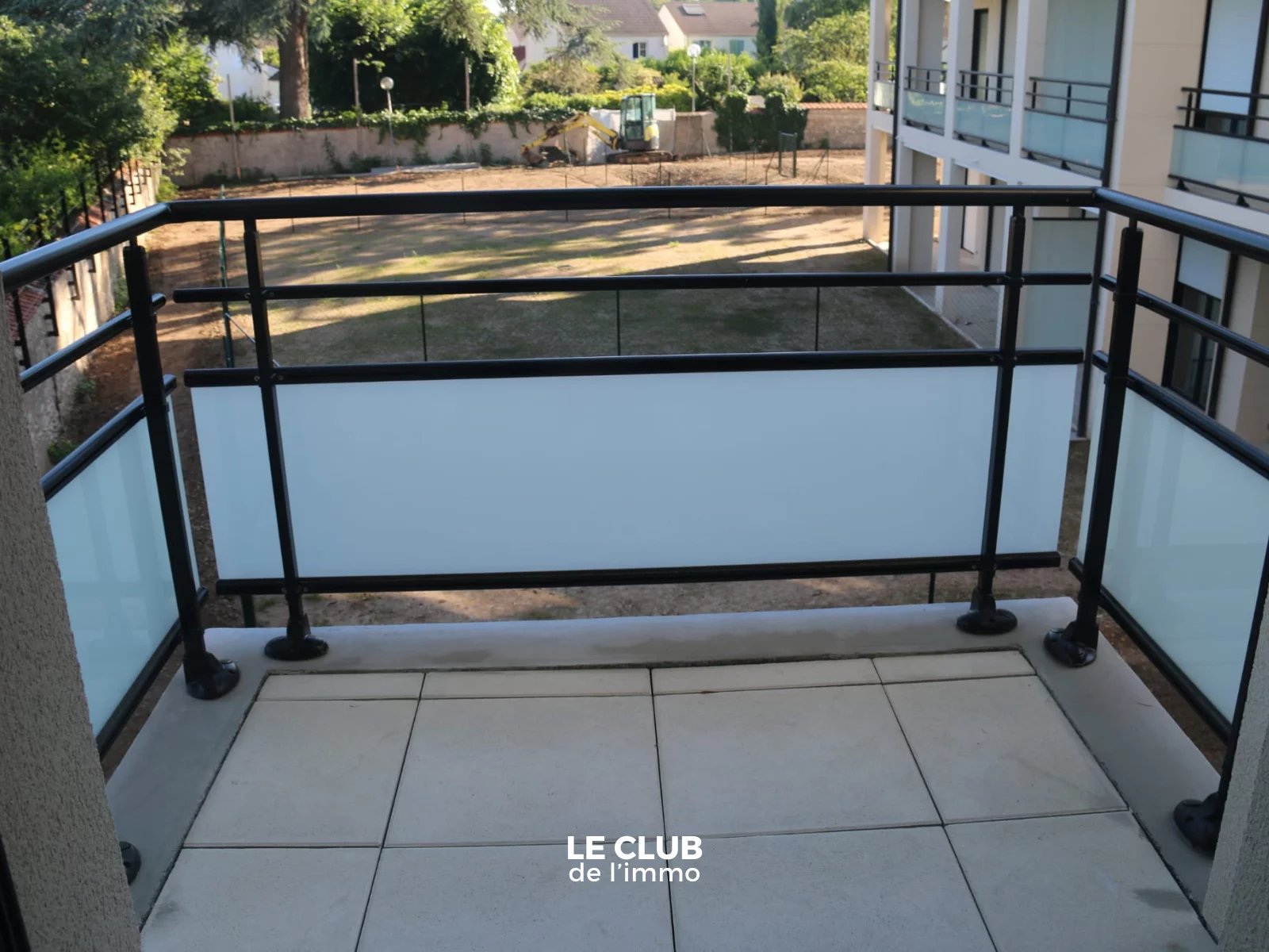 APPARTEMENT TYPE 2 - BALCON & GARAGE - Photo 4