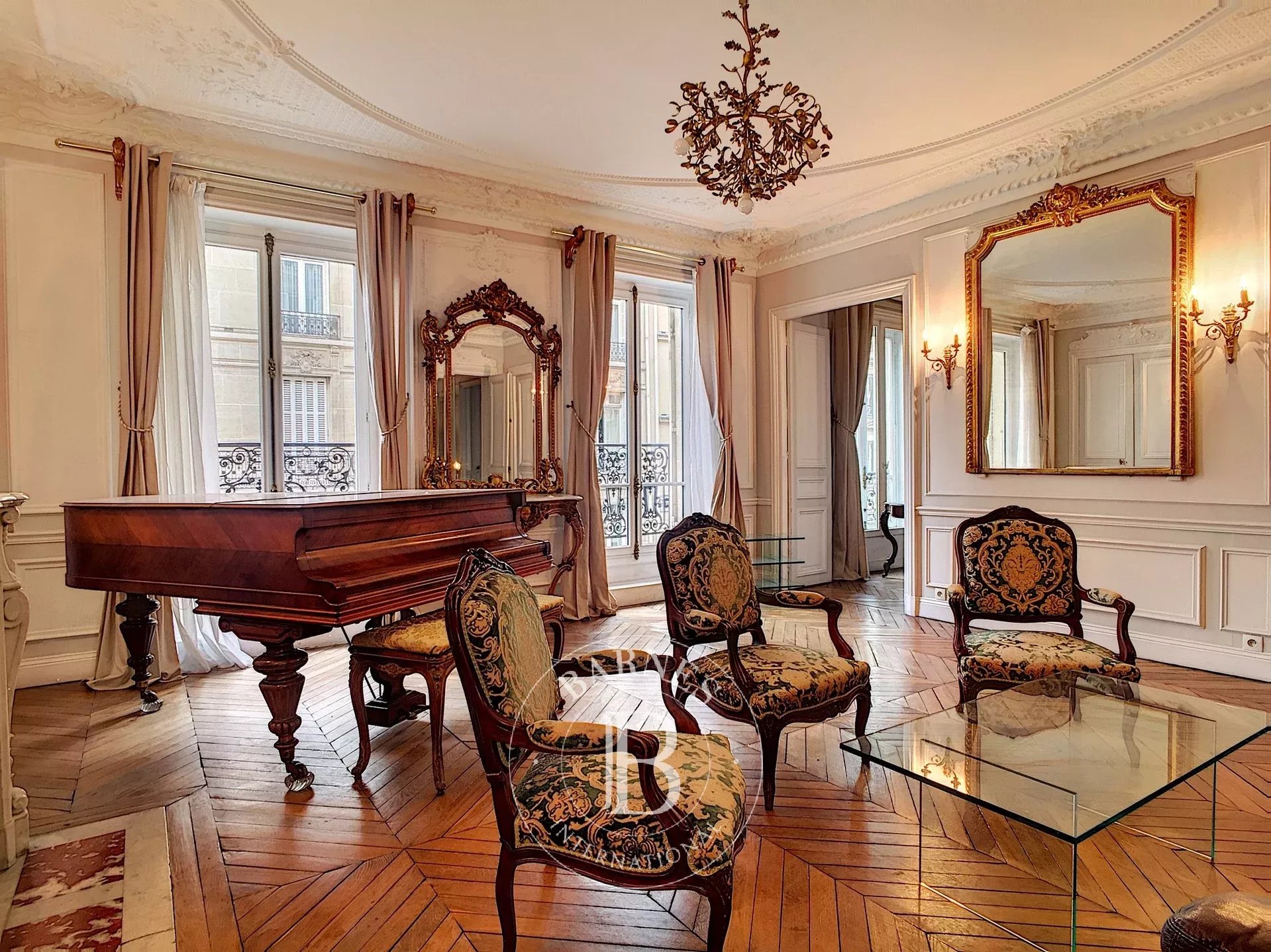 Daire Paris 8ème - picture 5