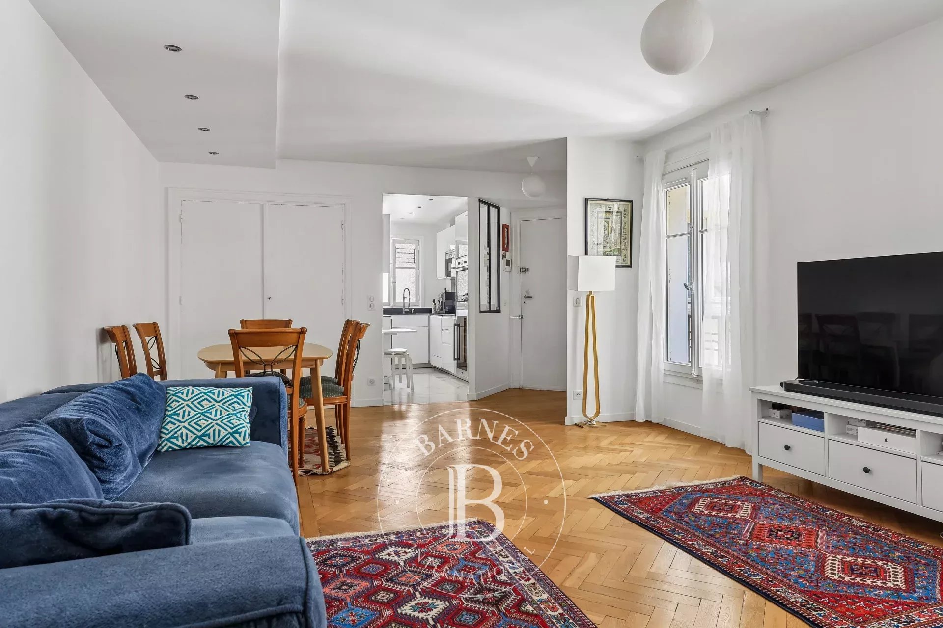 Apartment Paris 75007  -  ref 87231174 (picture 1)
